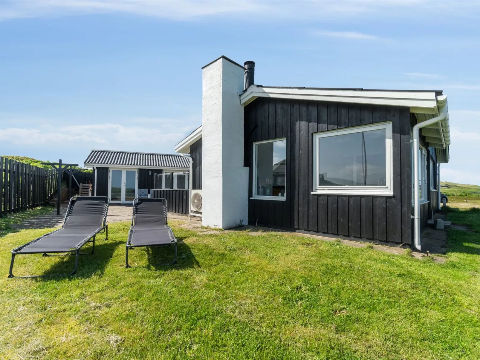 "Edlef" - 279m from the sea-Buiten