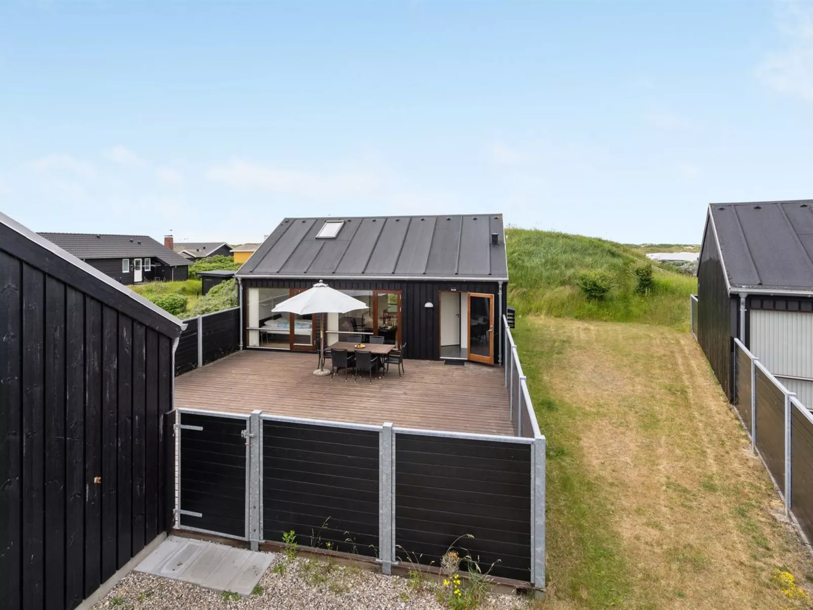 "Elara" - 200m from the sea-Buiten