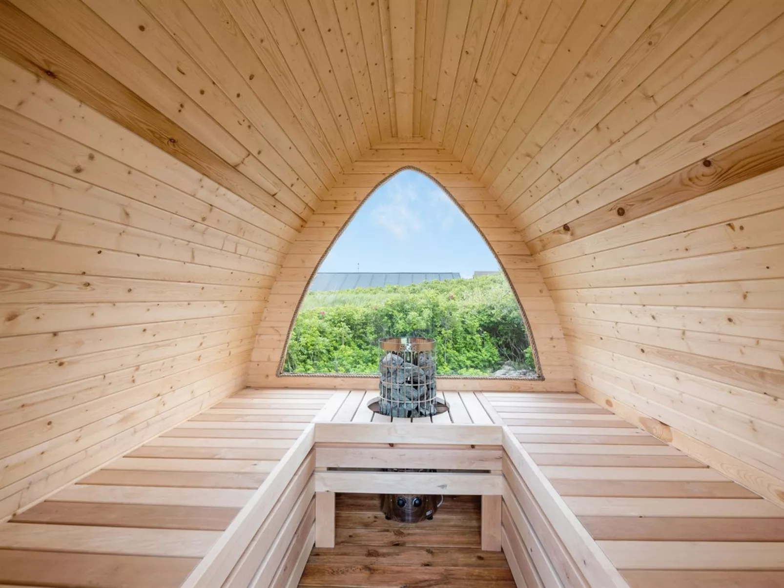 "Leleks" - 200m from the sea-Binnen