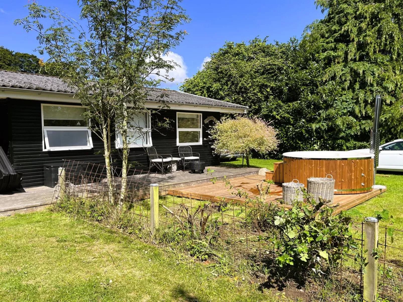 "Aksa" - 400m from the sea-Buiten