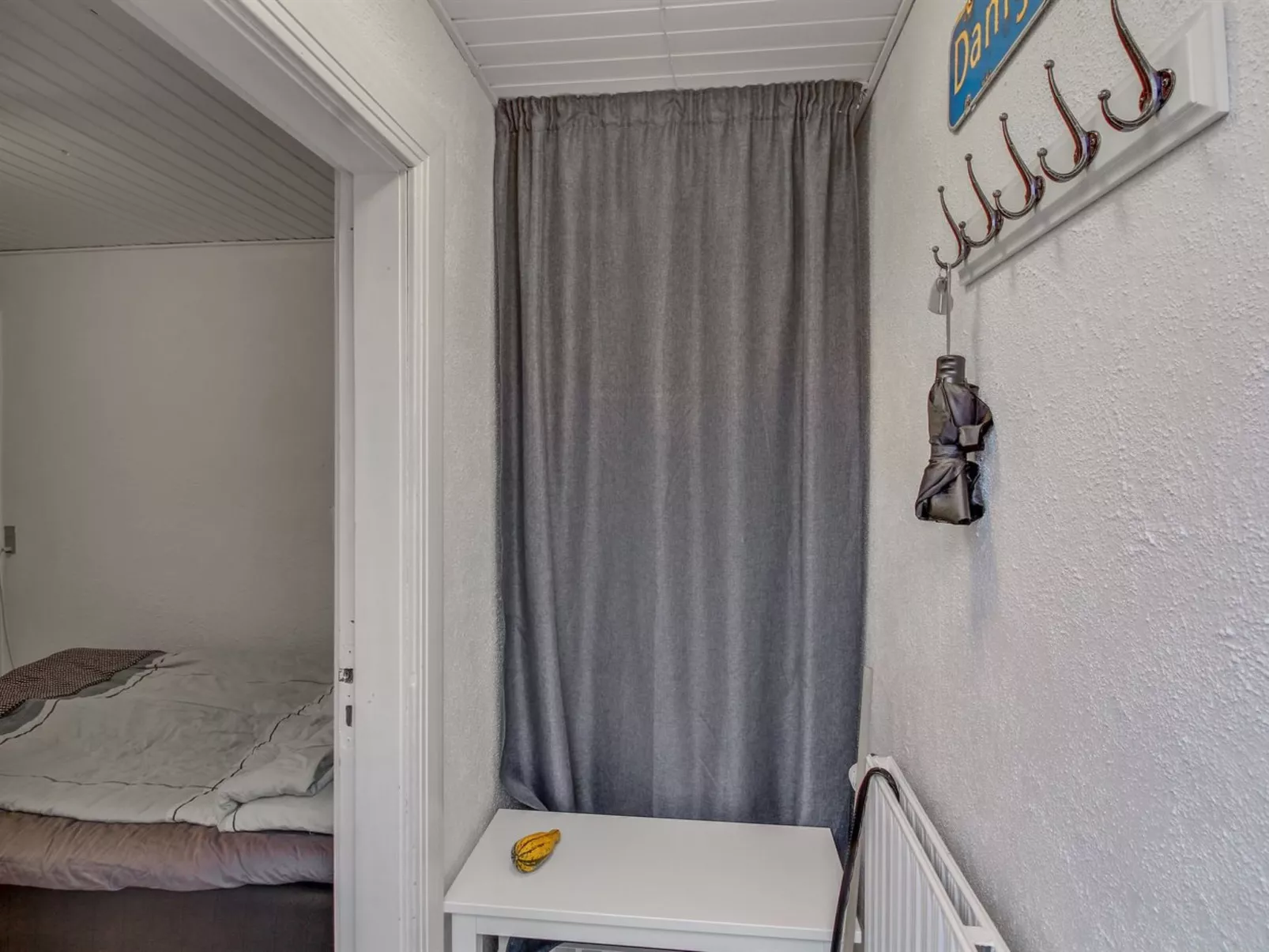 "Ingert" - 250m from the sea-Binnen