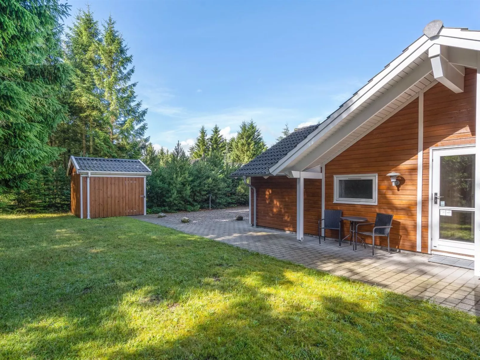 "Lisel" - 25km from the sea-Buiten