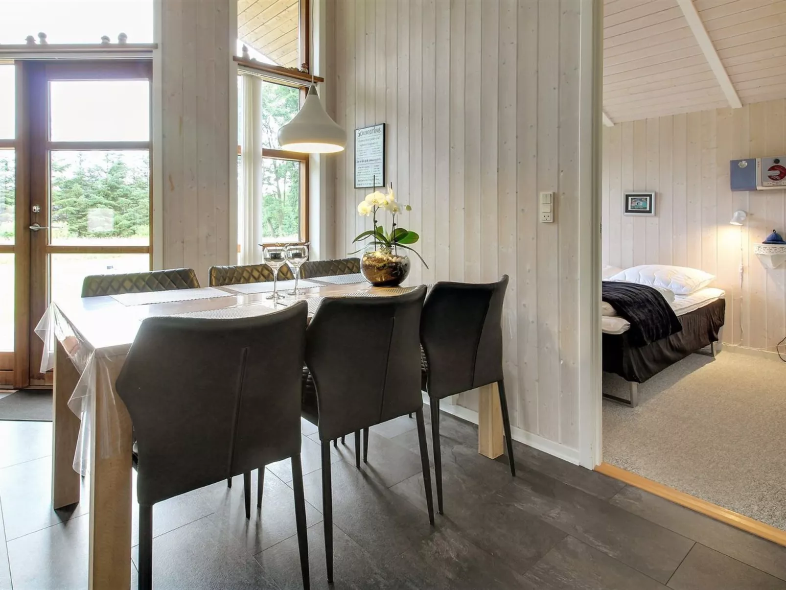 "Arvi" - 30km from the sea-Binnen