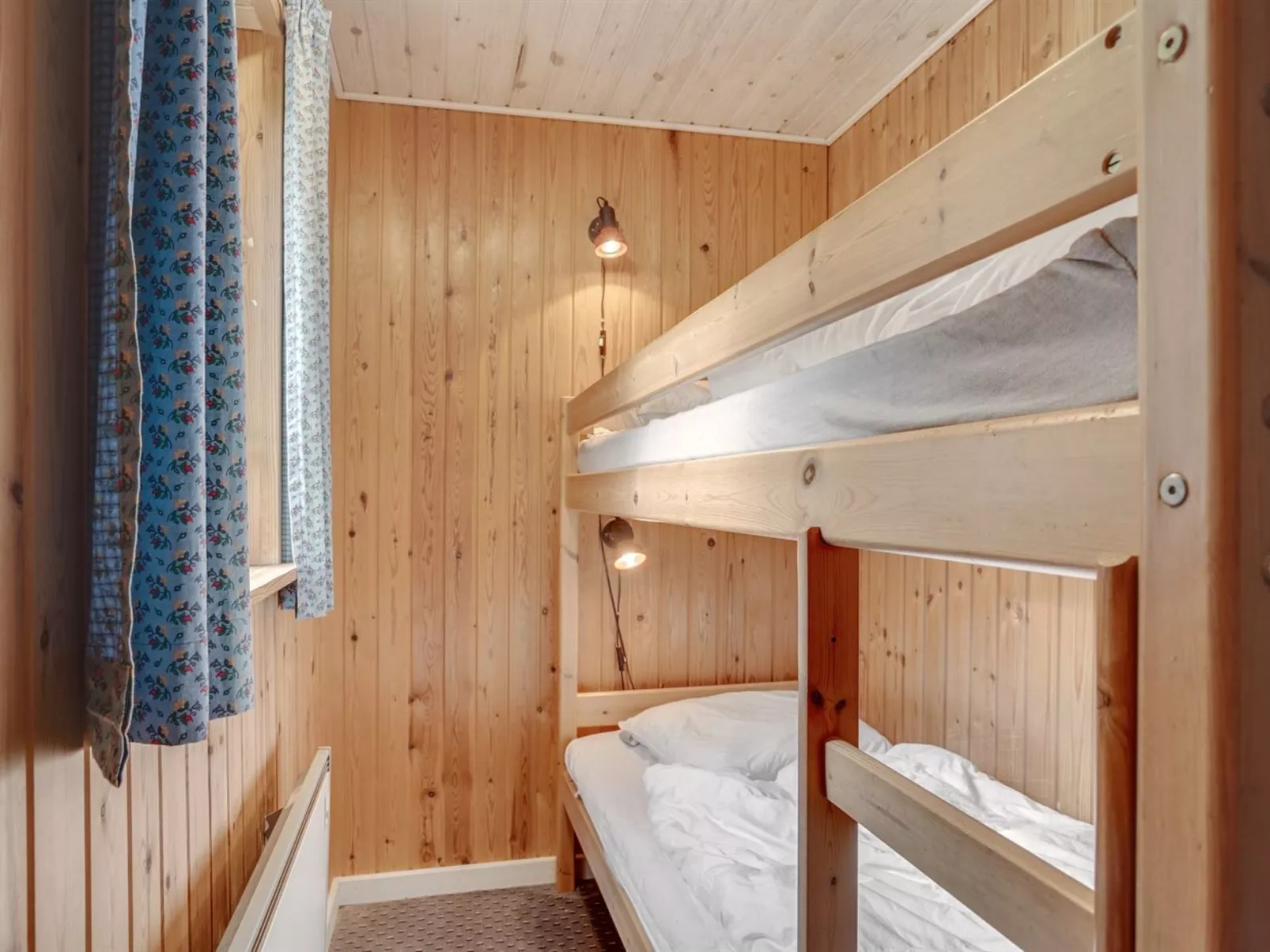 "Samine" - 100m from the sea-Binnen