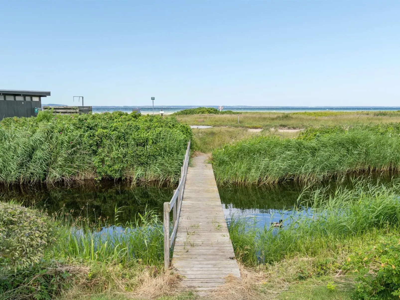 "Rəzvan" - 120m from the sea-Buiten