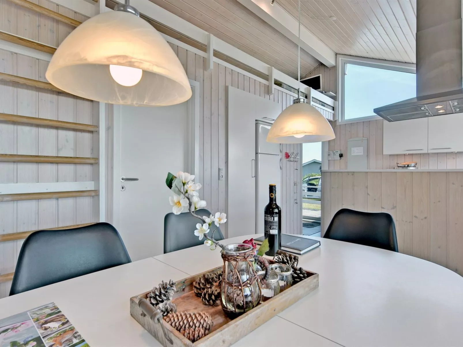 "Chrisse" - 550m from the sea-Binnen