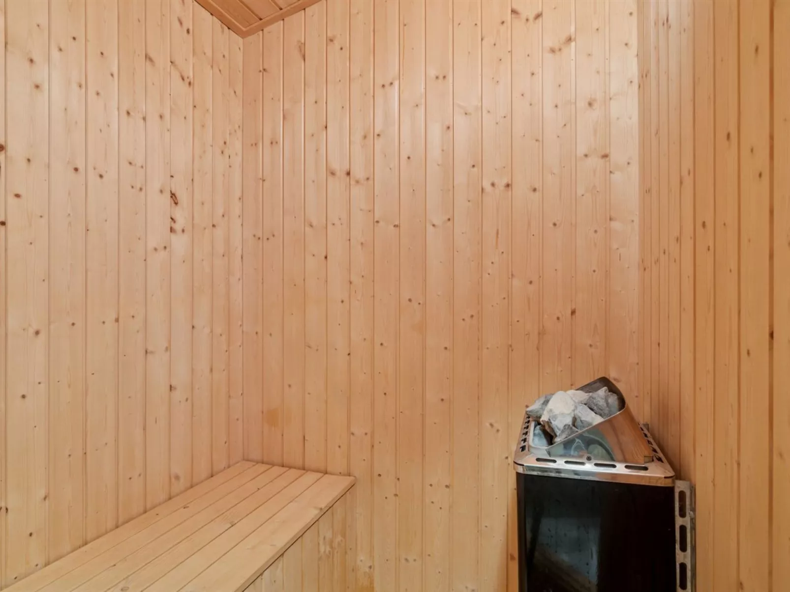 "Signe" - 850m from the sea-Binnen