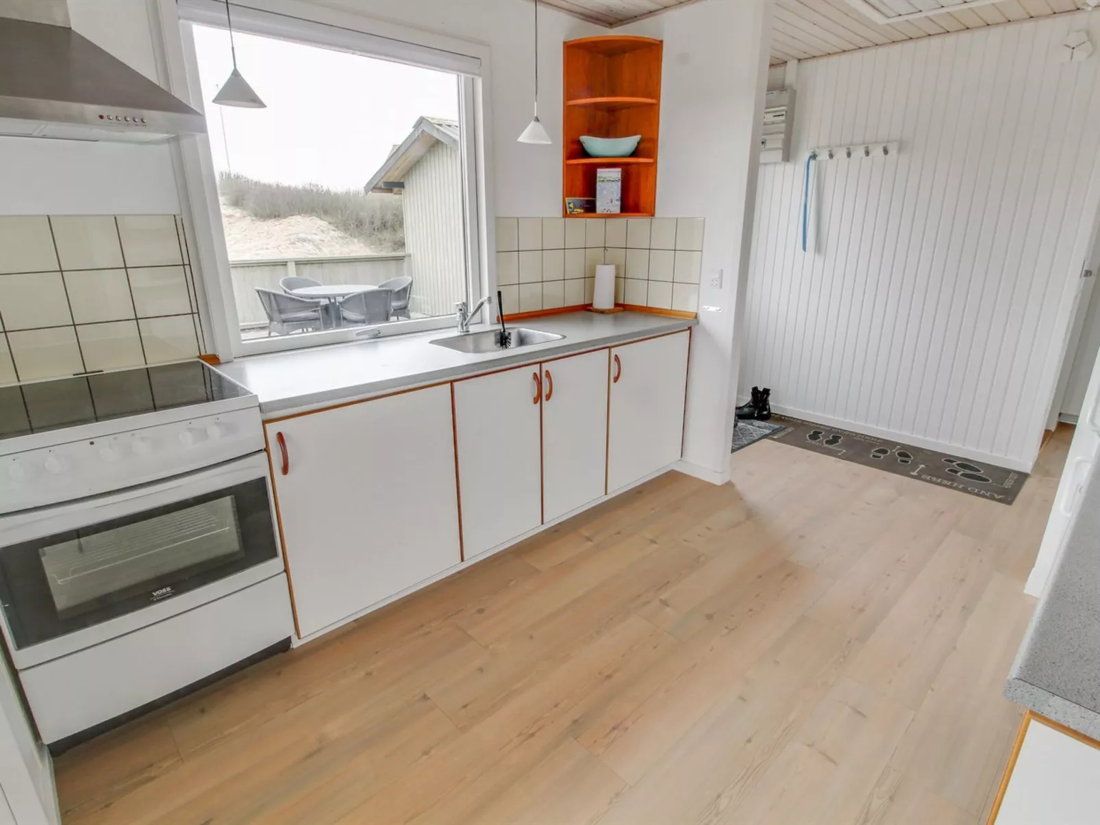 "Terhi" - 200m from the sea-Binnen