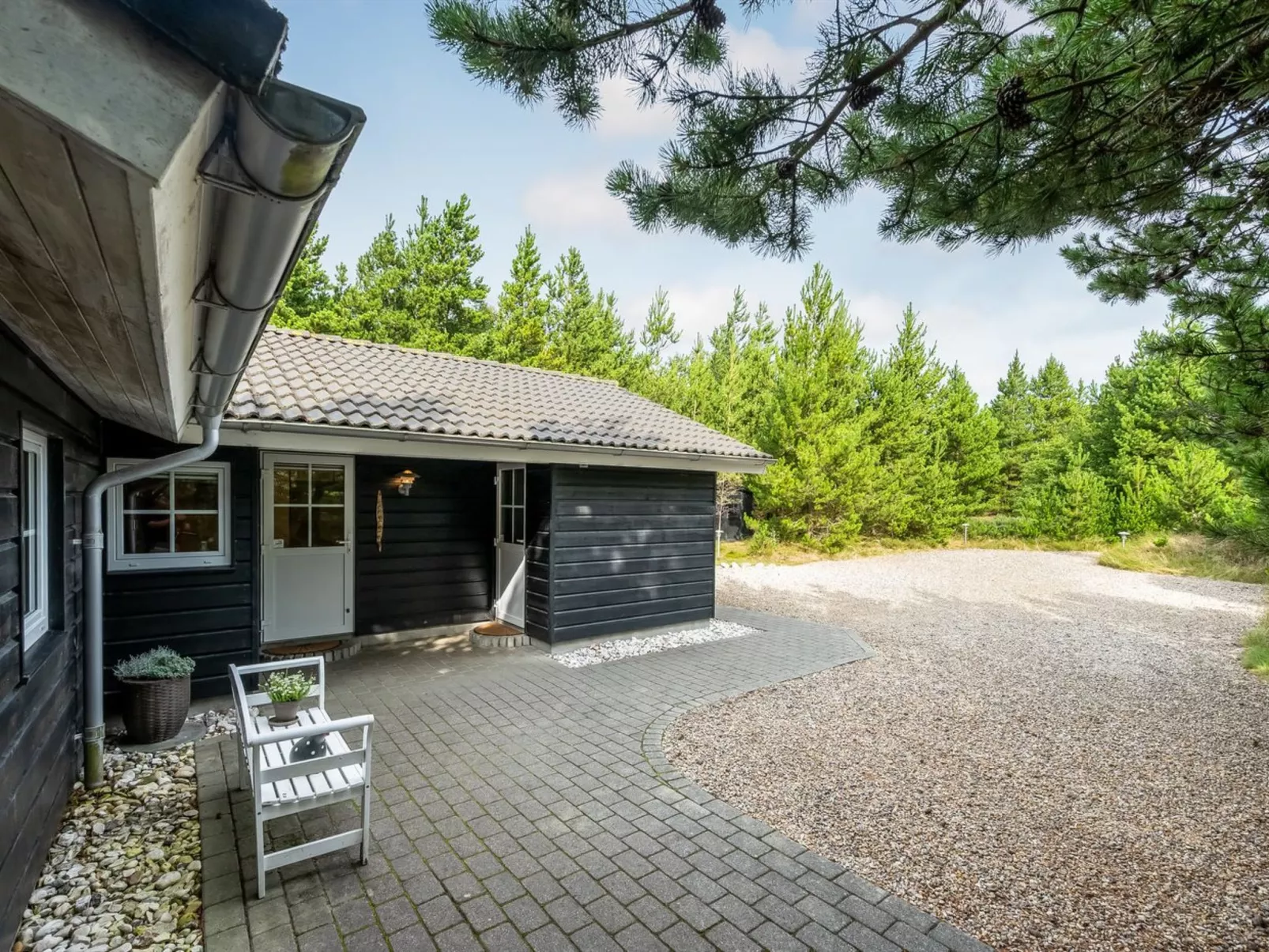 "Tule" - 1.2km from the sea-Buiten