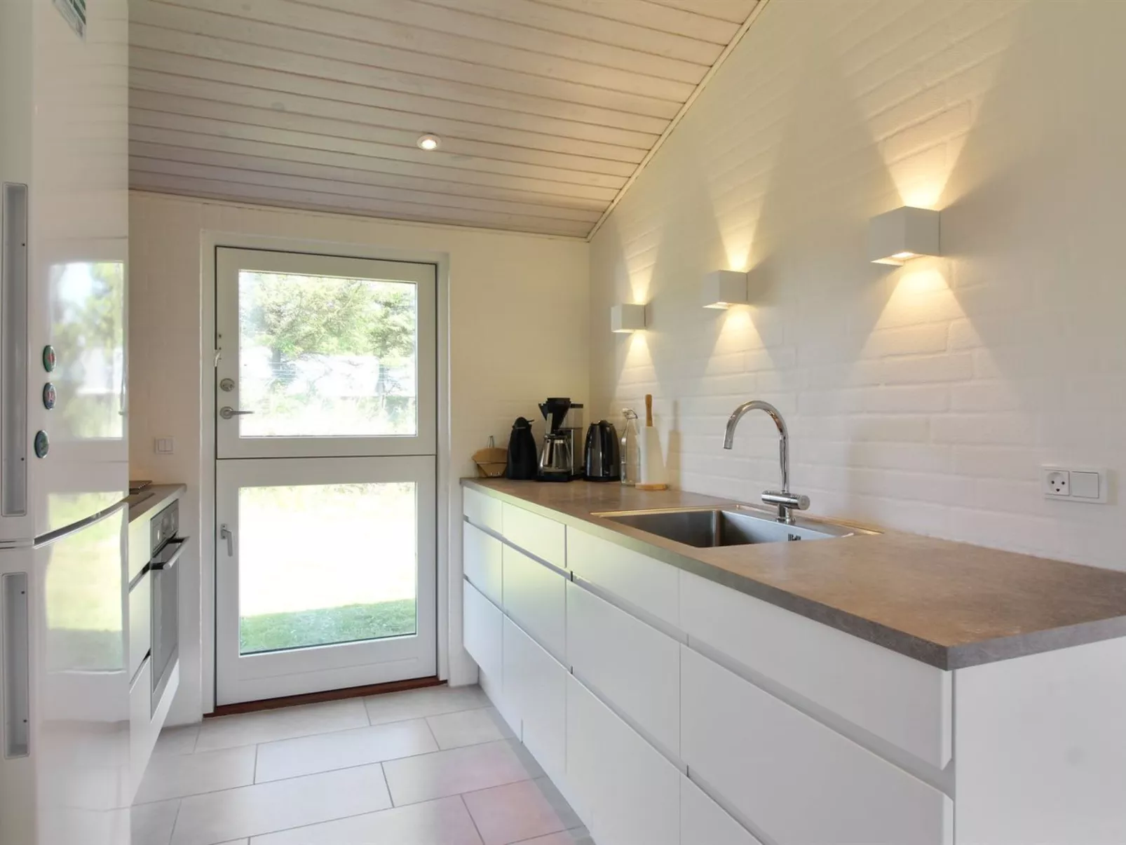 "Alberga" - 700m from the sea-Binnen