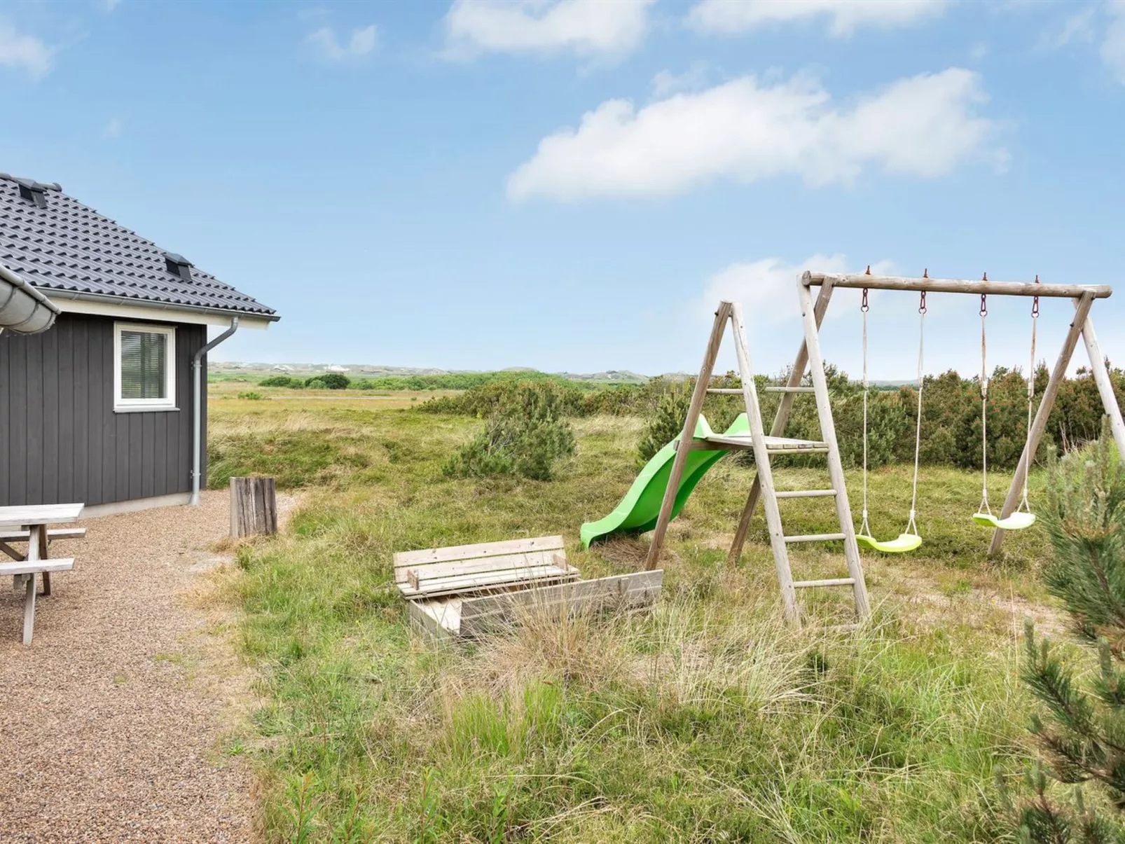 "Luzia" - 1.2km from the sea-Buiten