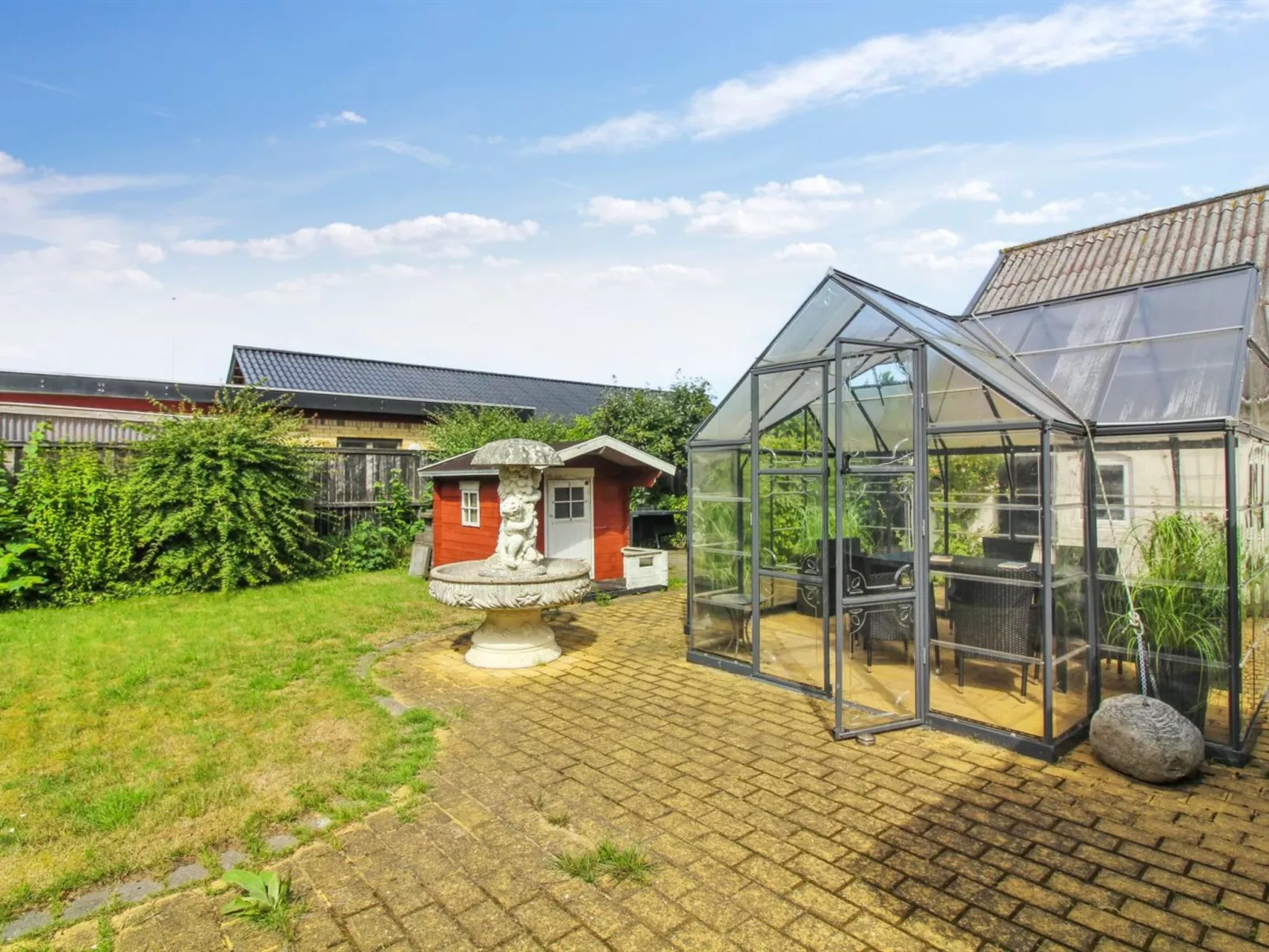 "Canan" - 1.6km from the sea-Binnen