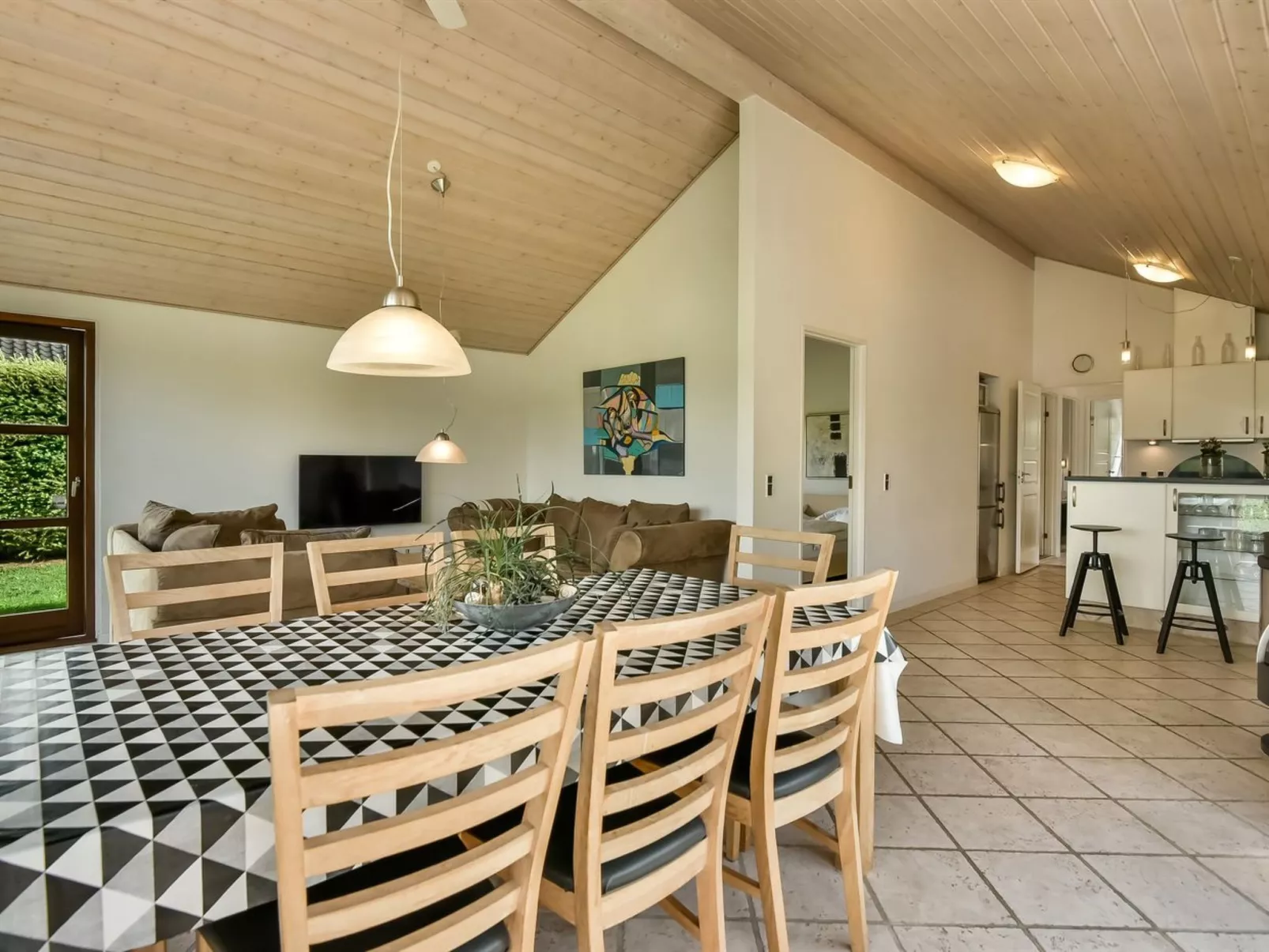 "Kyllikki" - 300m to the fjord-Binnen