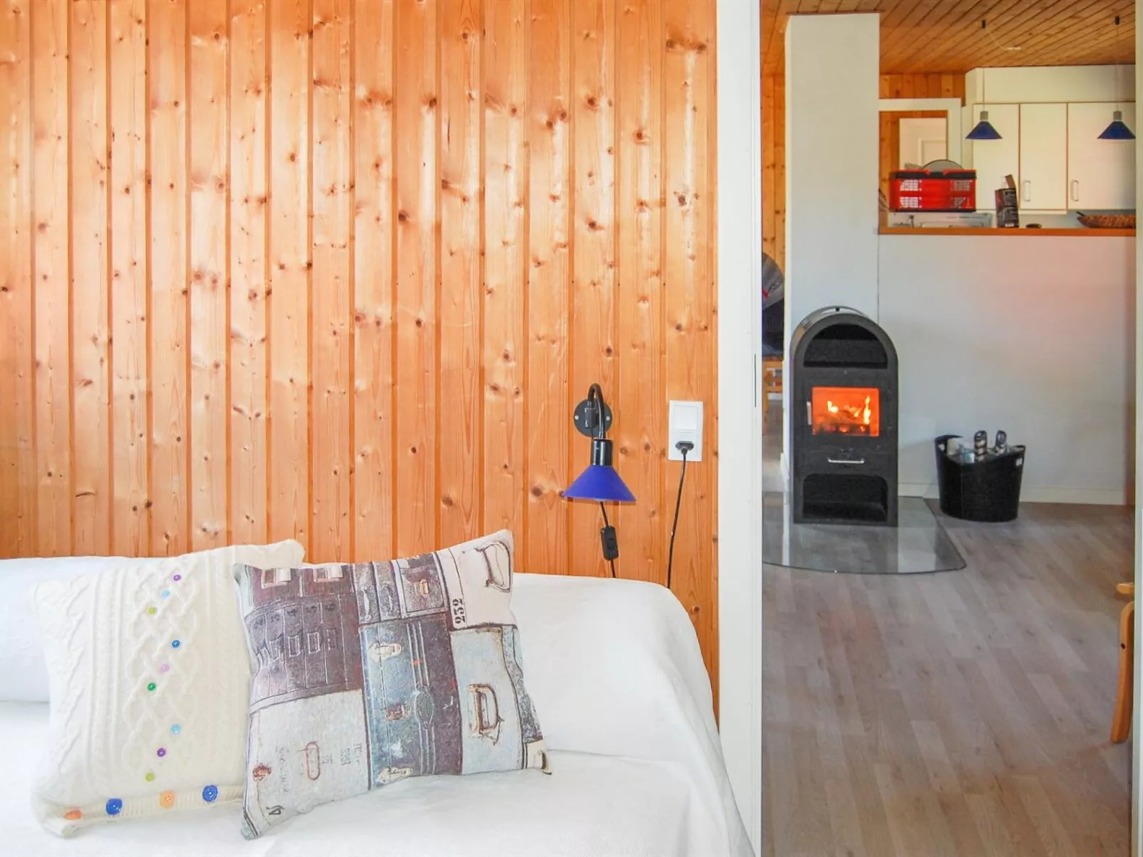 "Ulla" - 300m from the sea-Binnen