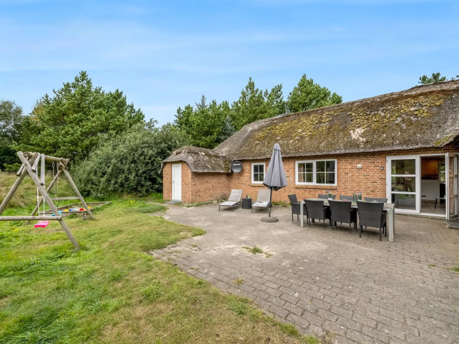 "Hedi" - 900m from the sea-Buiten