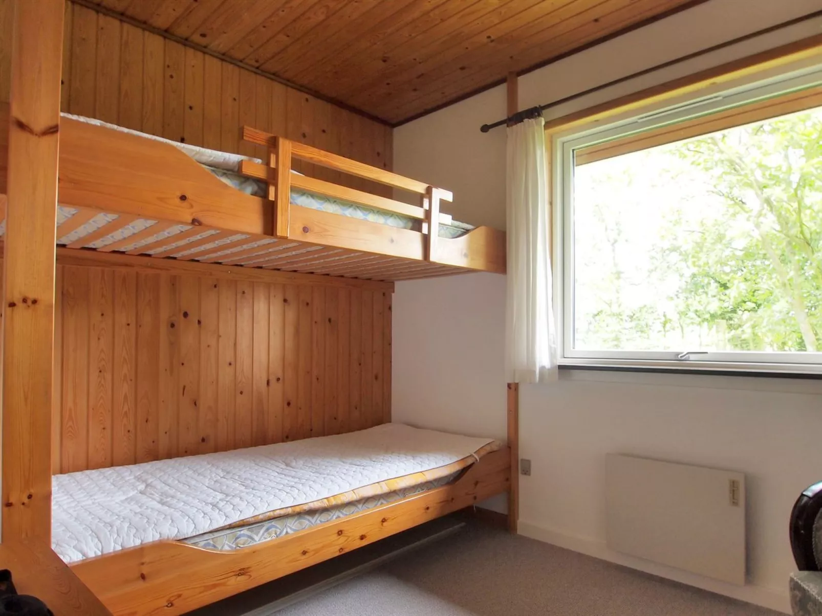 "Thing" - 200m from the sea-Binnen