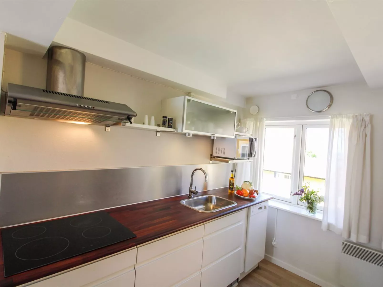 "Thyrne" - 500m from the sea-Binnen