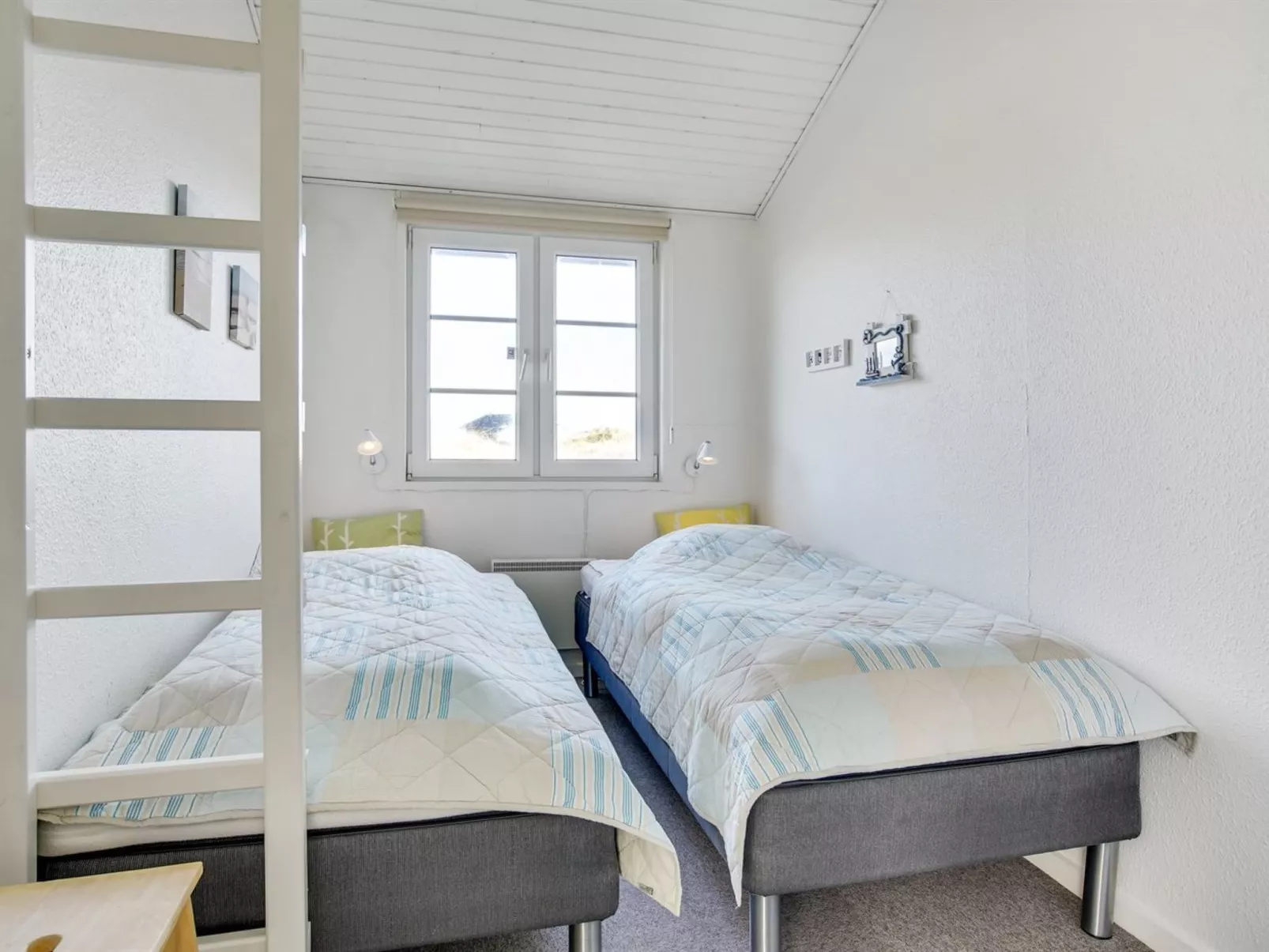 "Zaharinka" - 300m from the sea-Binnen