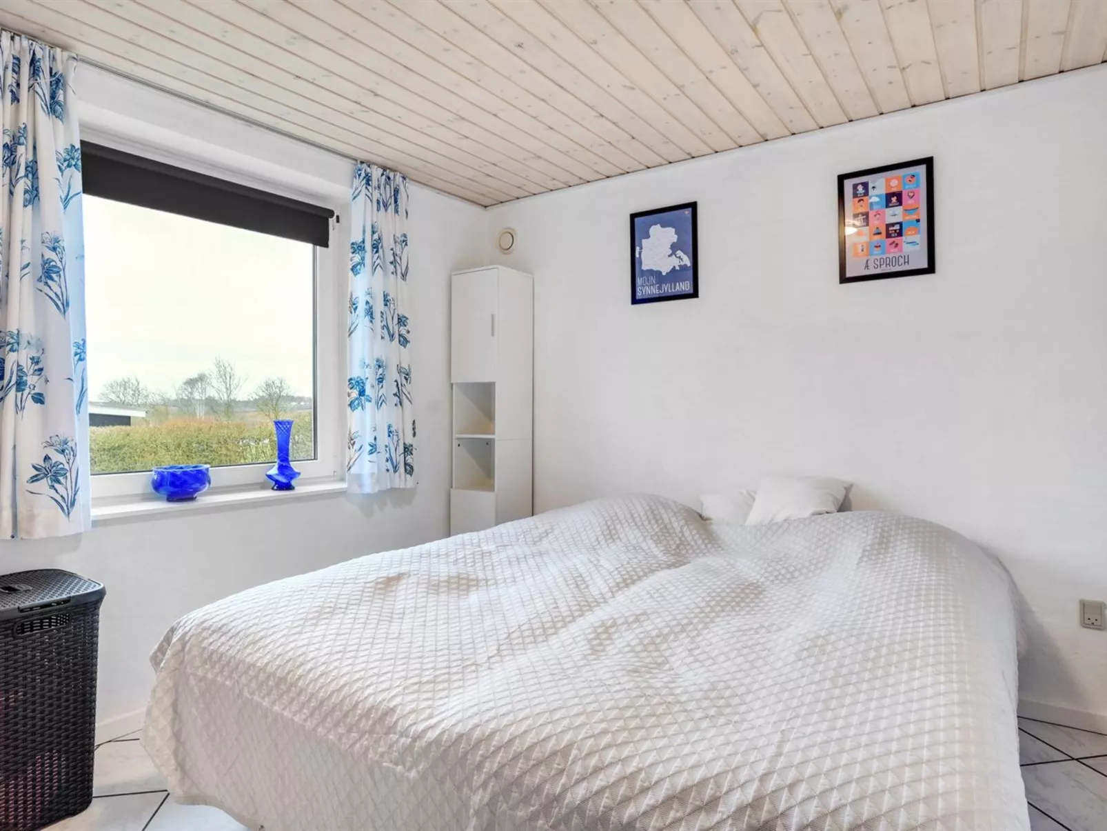 "Aloisia" - 300m from the sea-Binnen