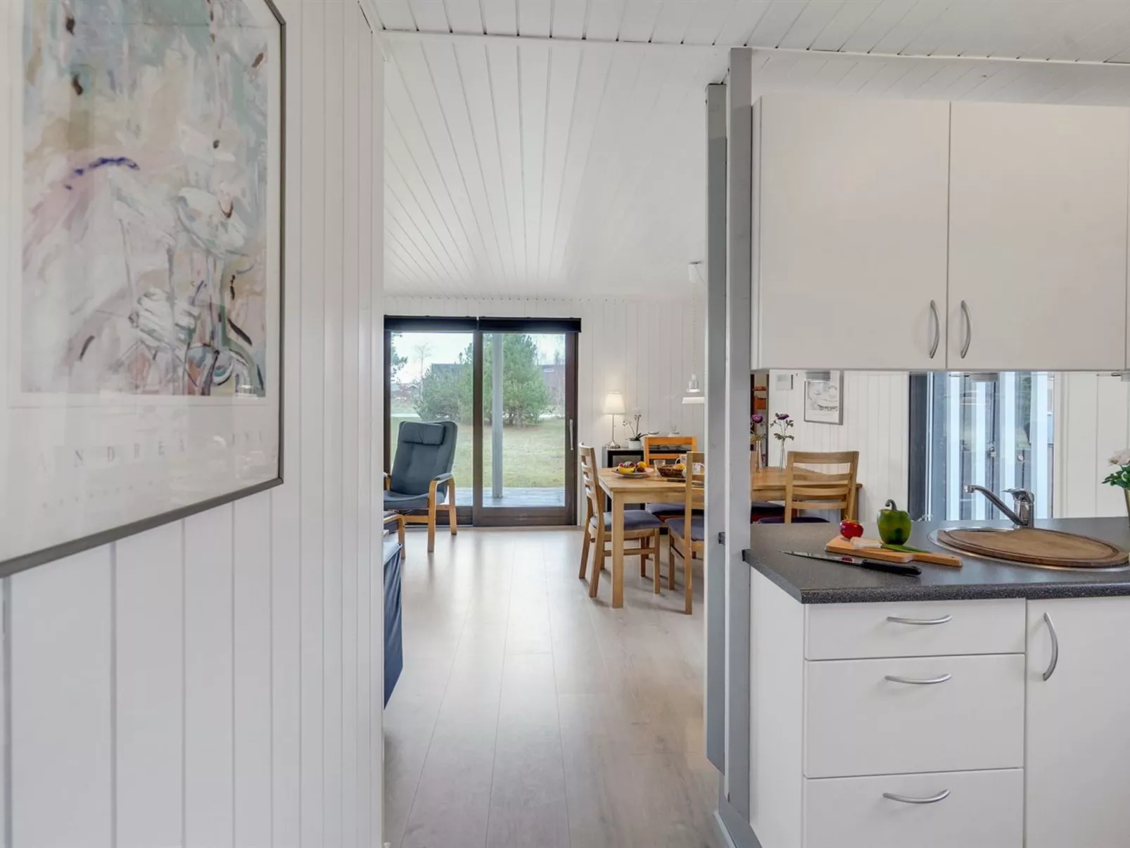 "Aileen" - 900m from the sea-Binnen