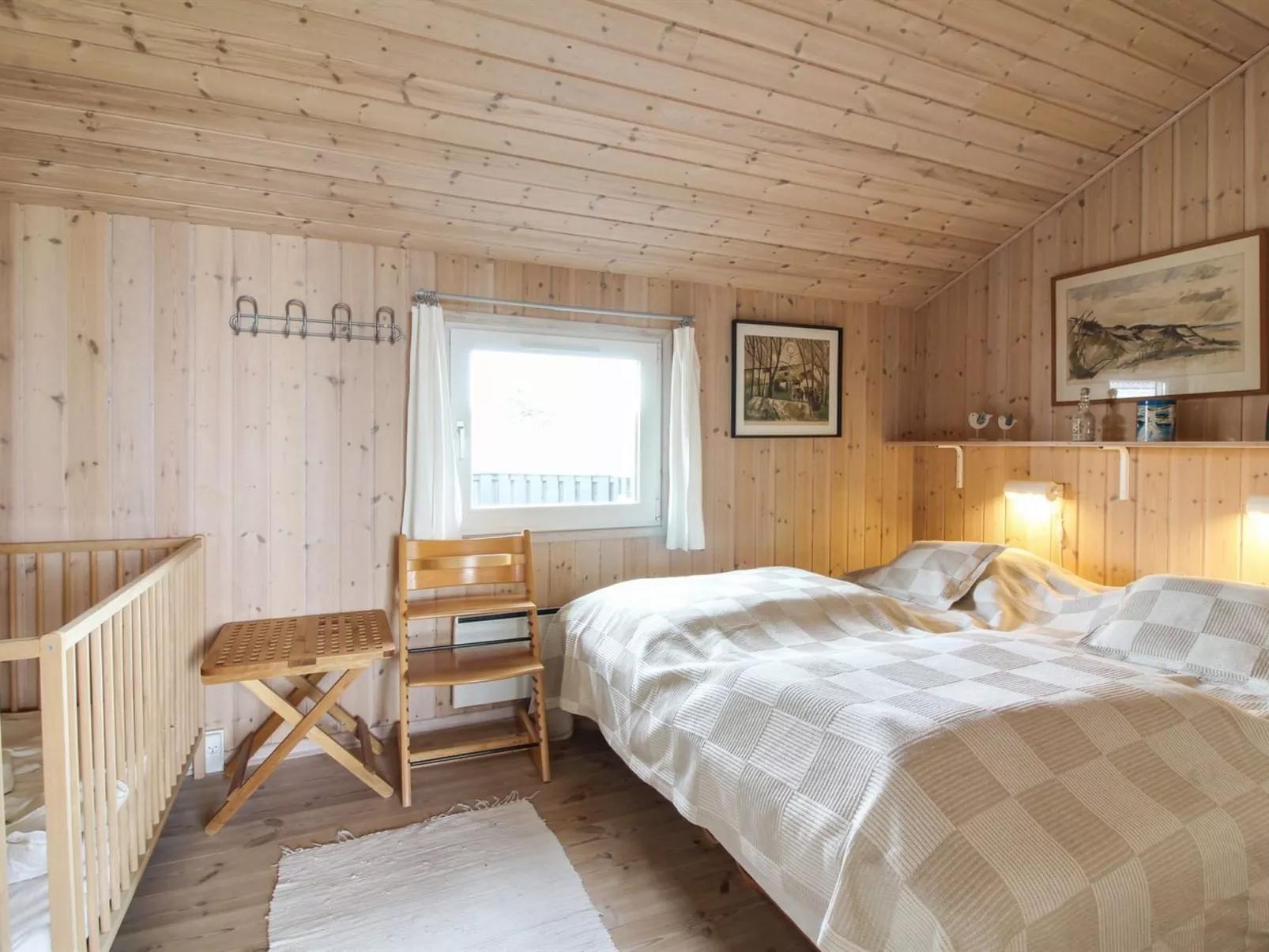 "Fanija" - 200m from the sea-Binnen