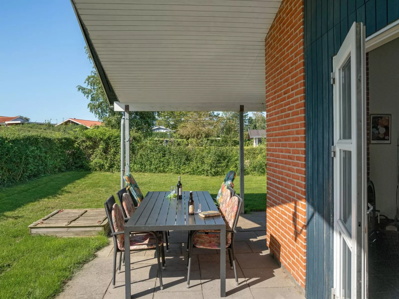 "Farnke" - 600m from the sea-Buiten