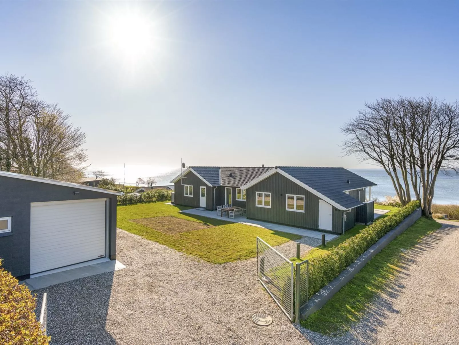 "Lander" - 20m from the sea-Buiten