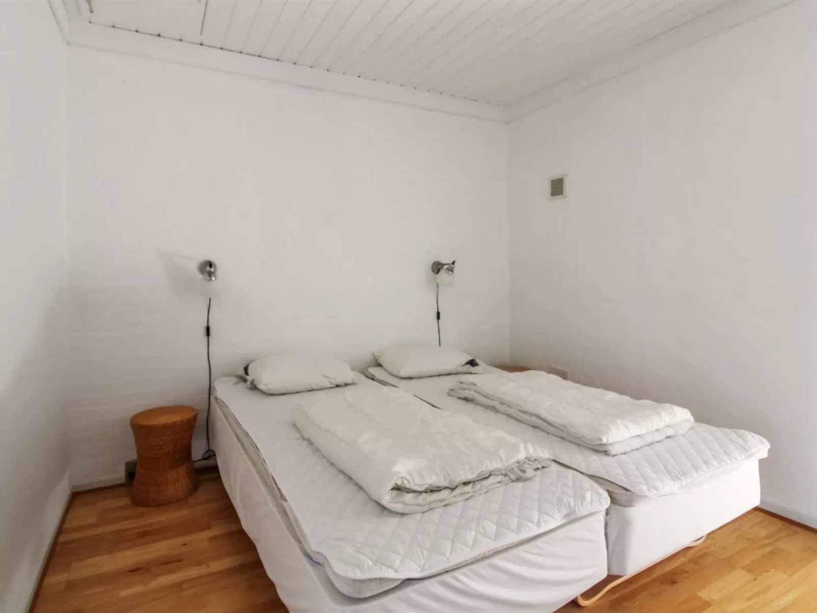 "Valio" - 6km from the sea-Binnen