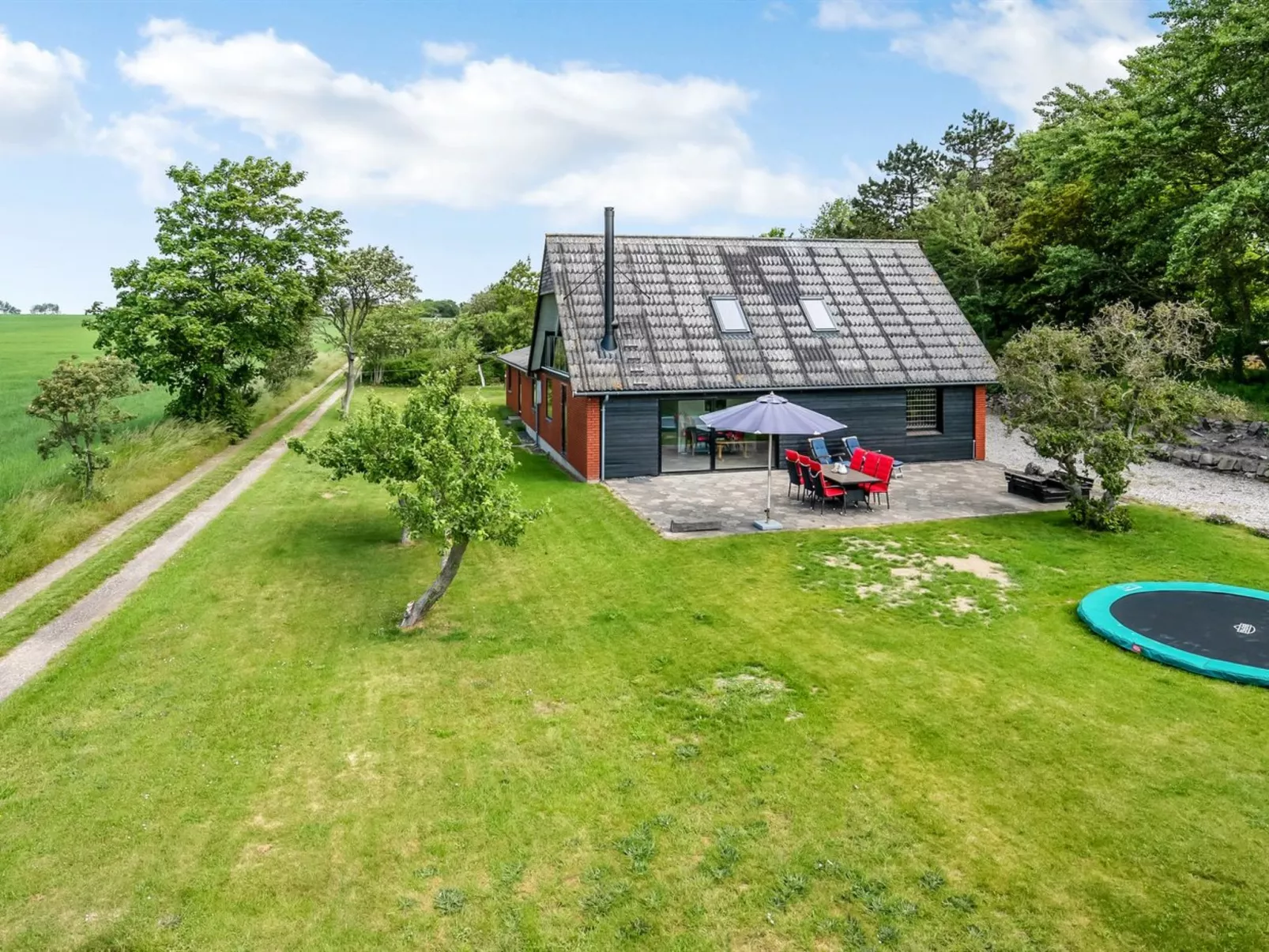 "Emin" - 100m from the sea-Buiten