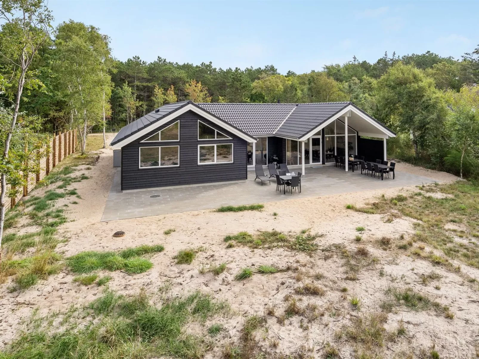 "Jorn" - 75m from the sea-Buiten