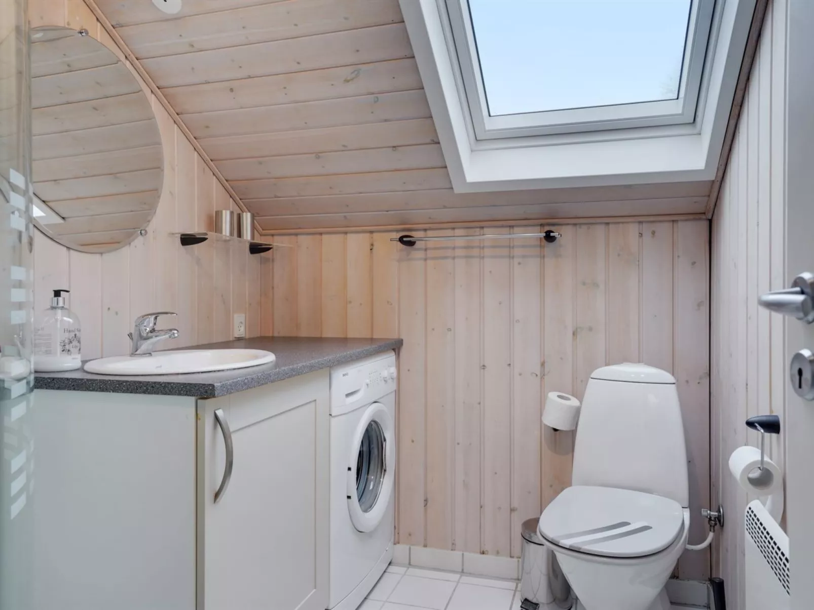 "Anninka" - 28km from the sea-Binnen