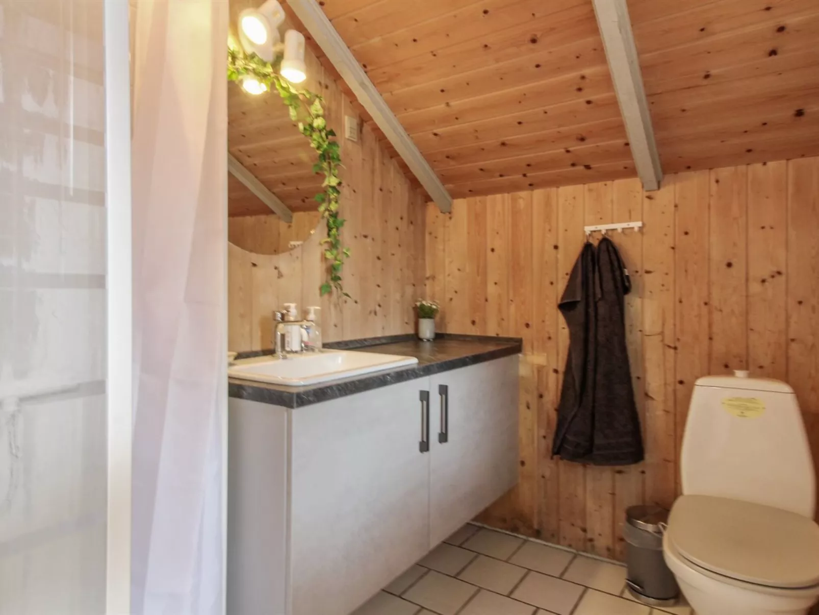 "Carlotta" - 12km from the sea-Binnen