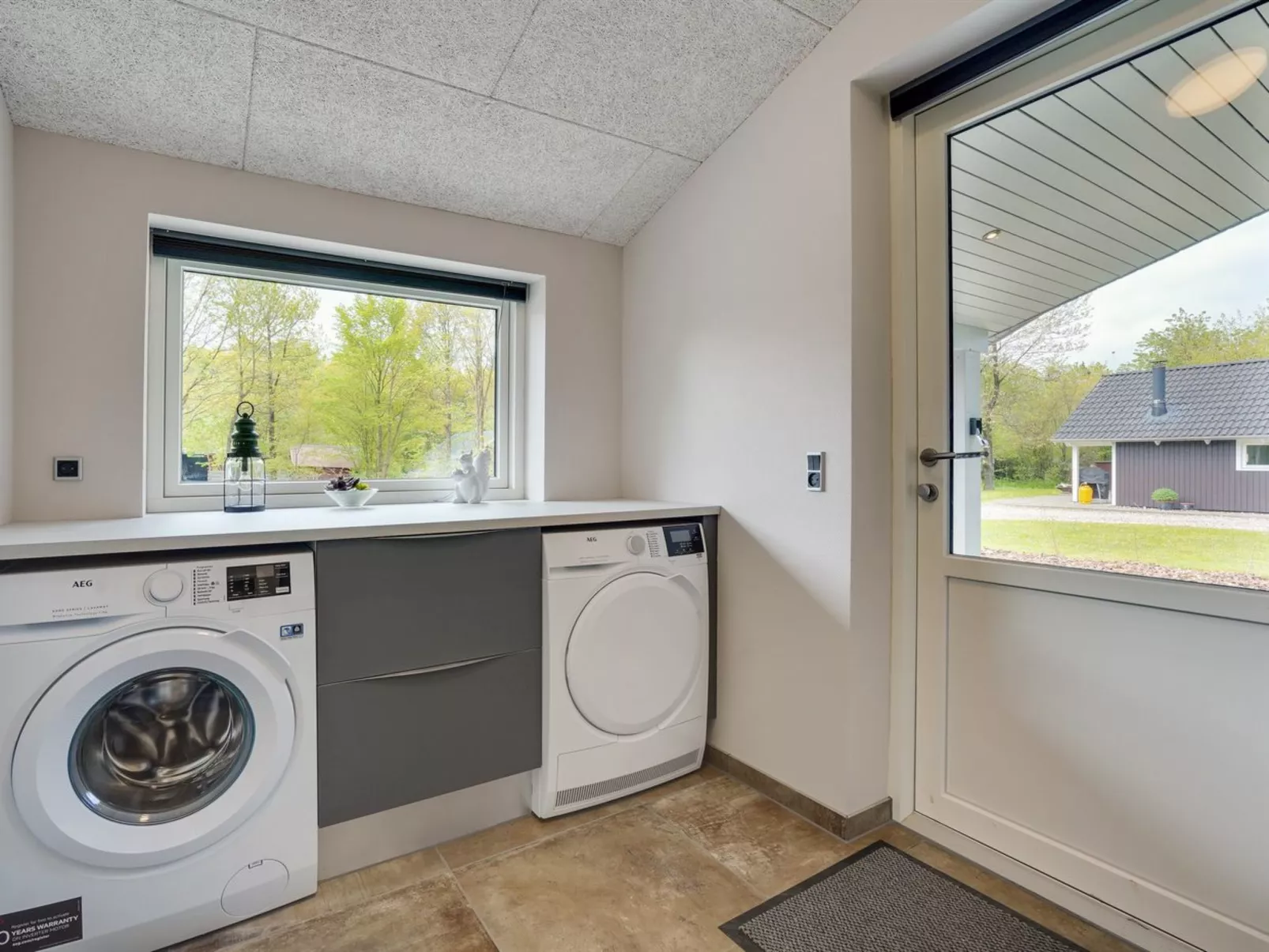 "Eylar" - 28km from the sea-Binnen