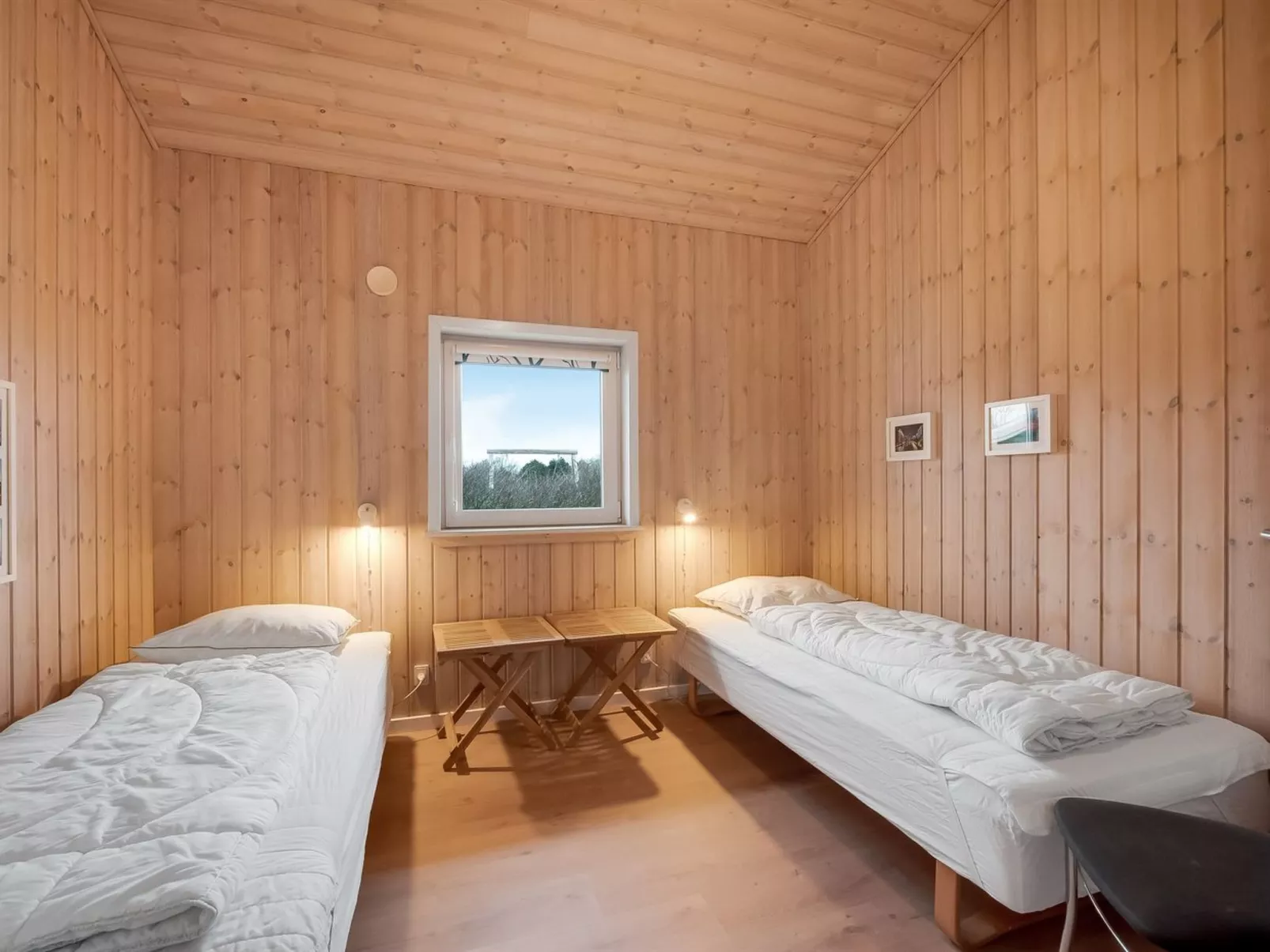 "Ellis" - 700m to the fjord-Binnen