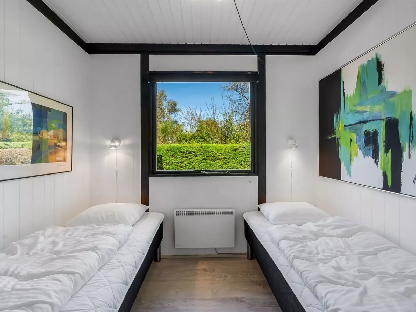 "Sigbrith" - 350m to the fjord-Binnen