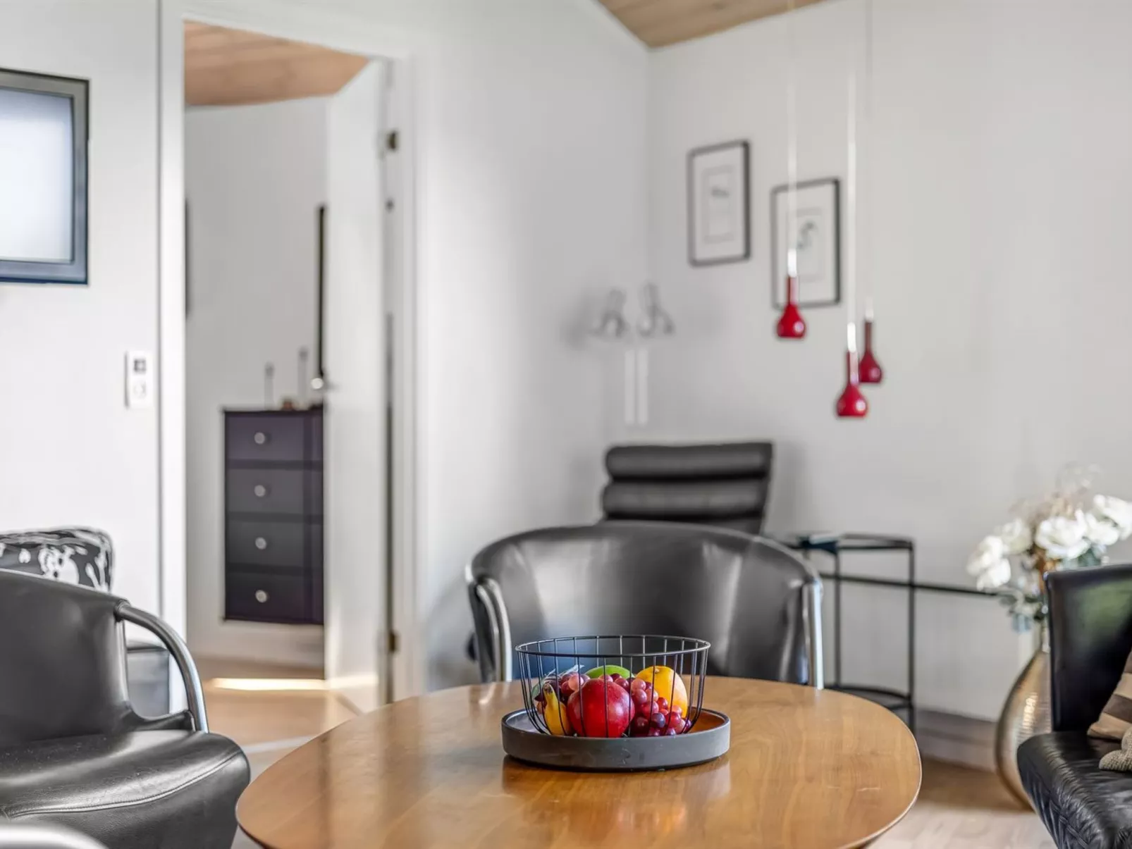 "Adrienne" - 35km from the sea-Binnen