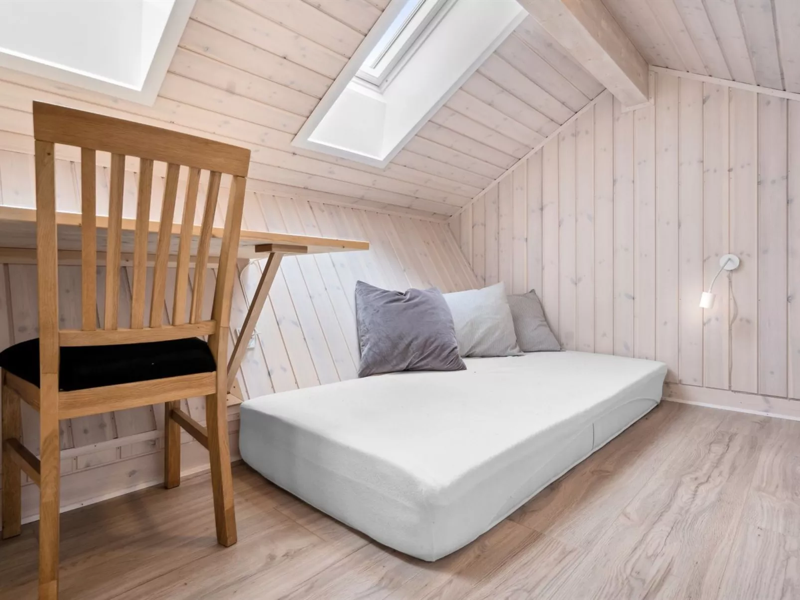 "Amdi" - 700m from the sea-Binnen