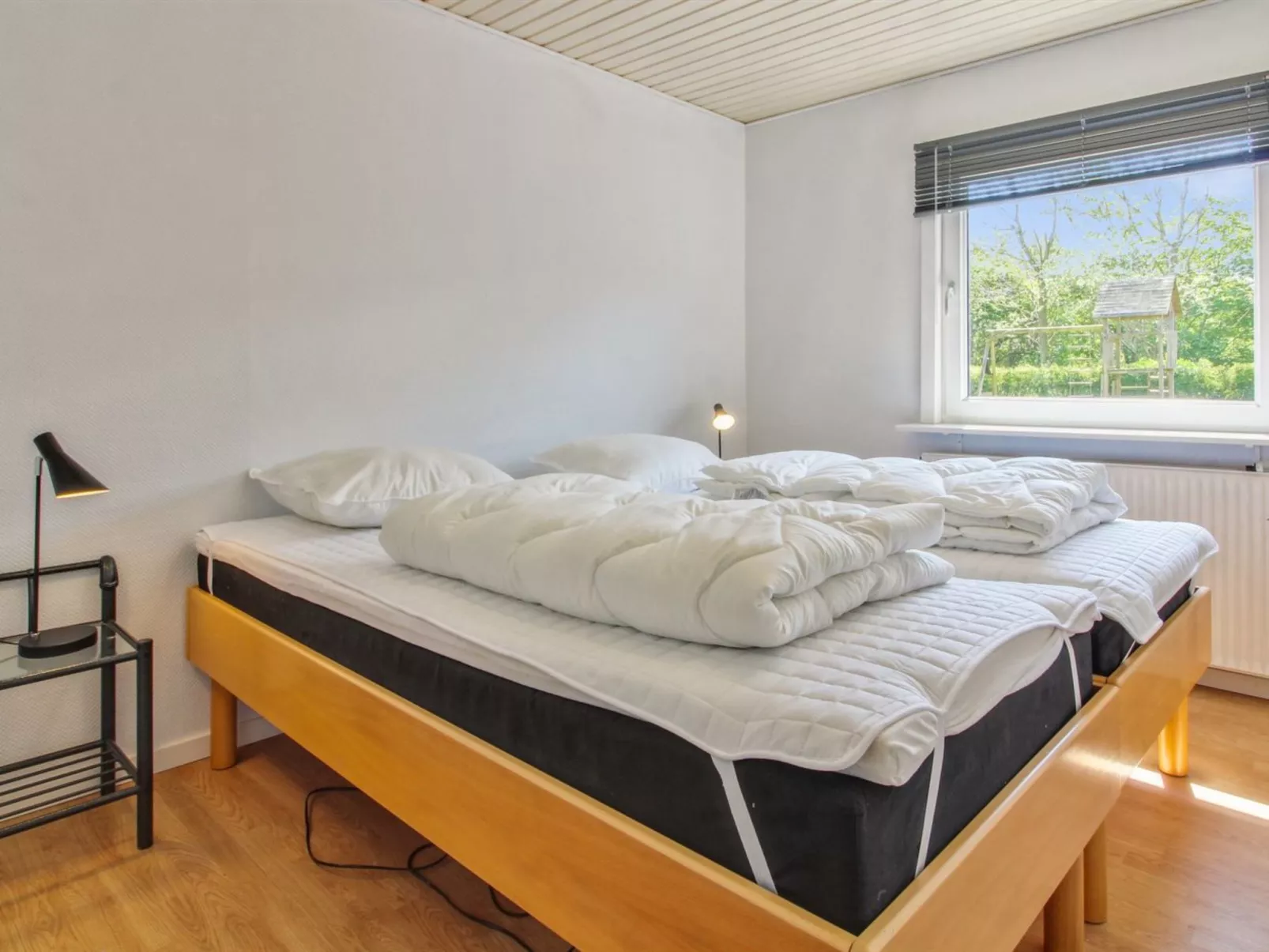 "Aku" - 24km from the sea-Binnen