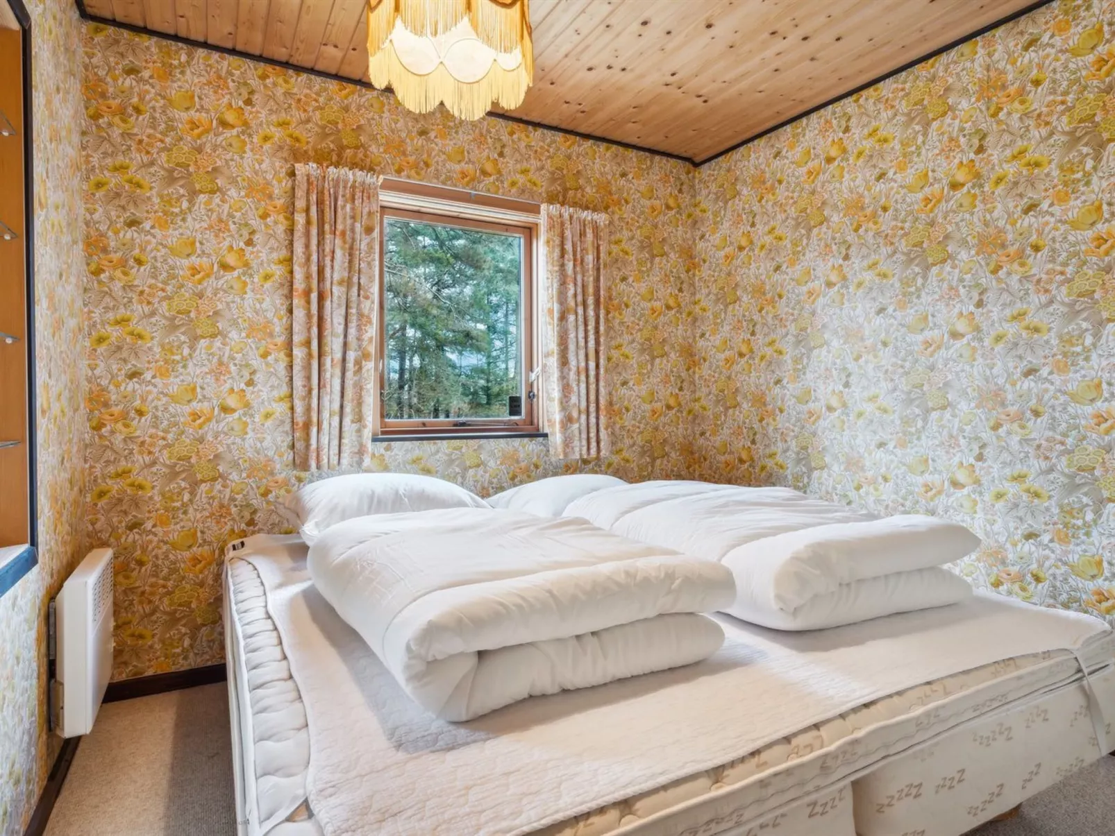 "Felicity" - 450m from the sea-Binnen