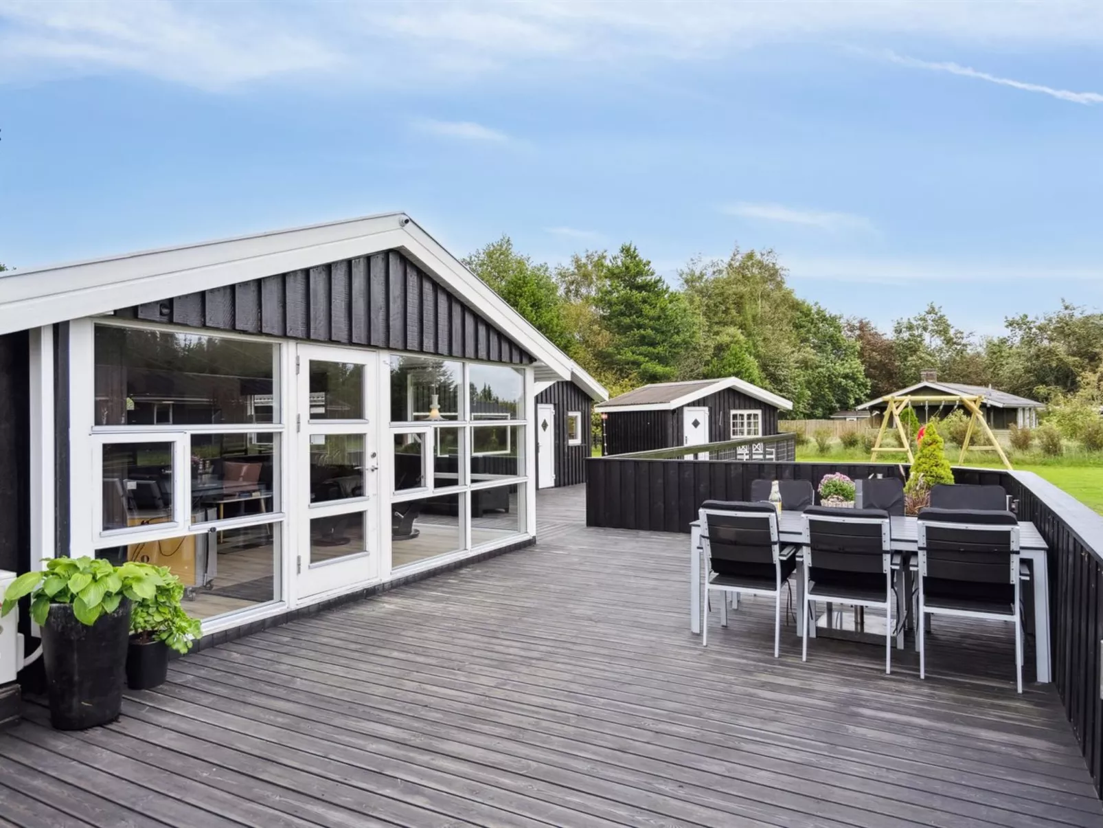 "Sylvi" - 750m from the sea-Buiten