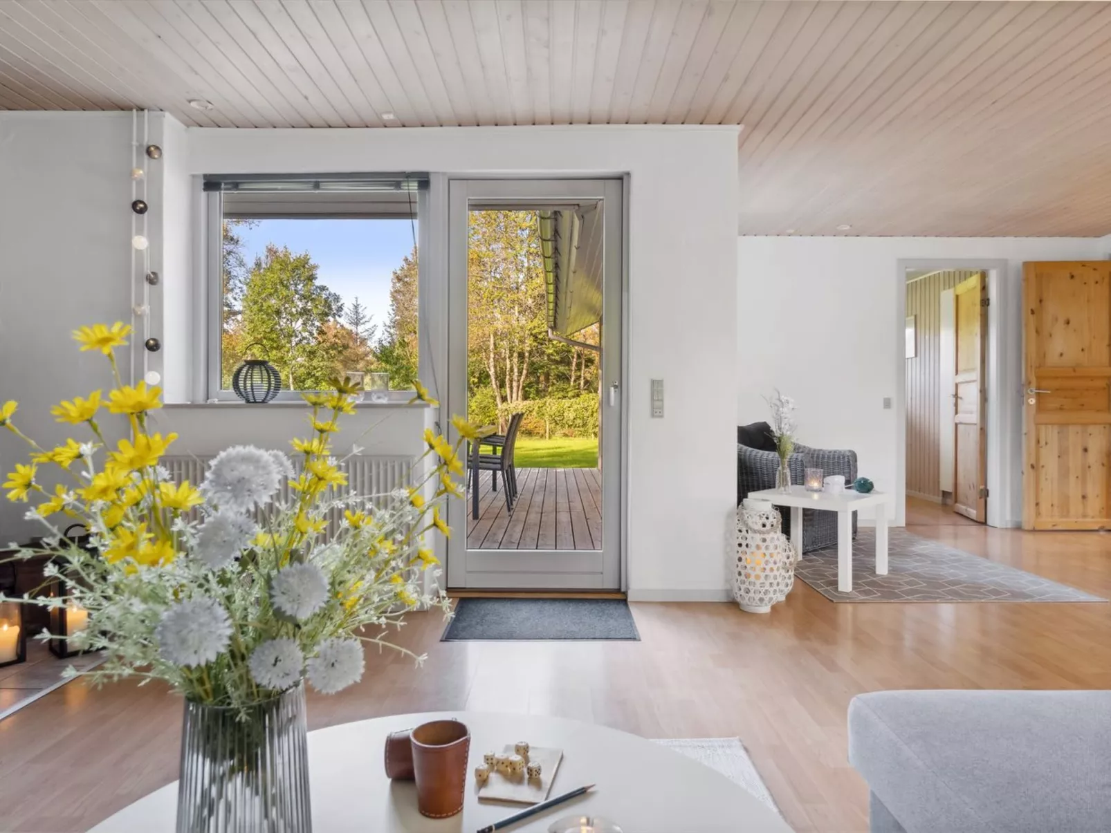 "Uolevi" - 1.3km from the sea-Binnen