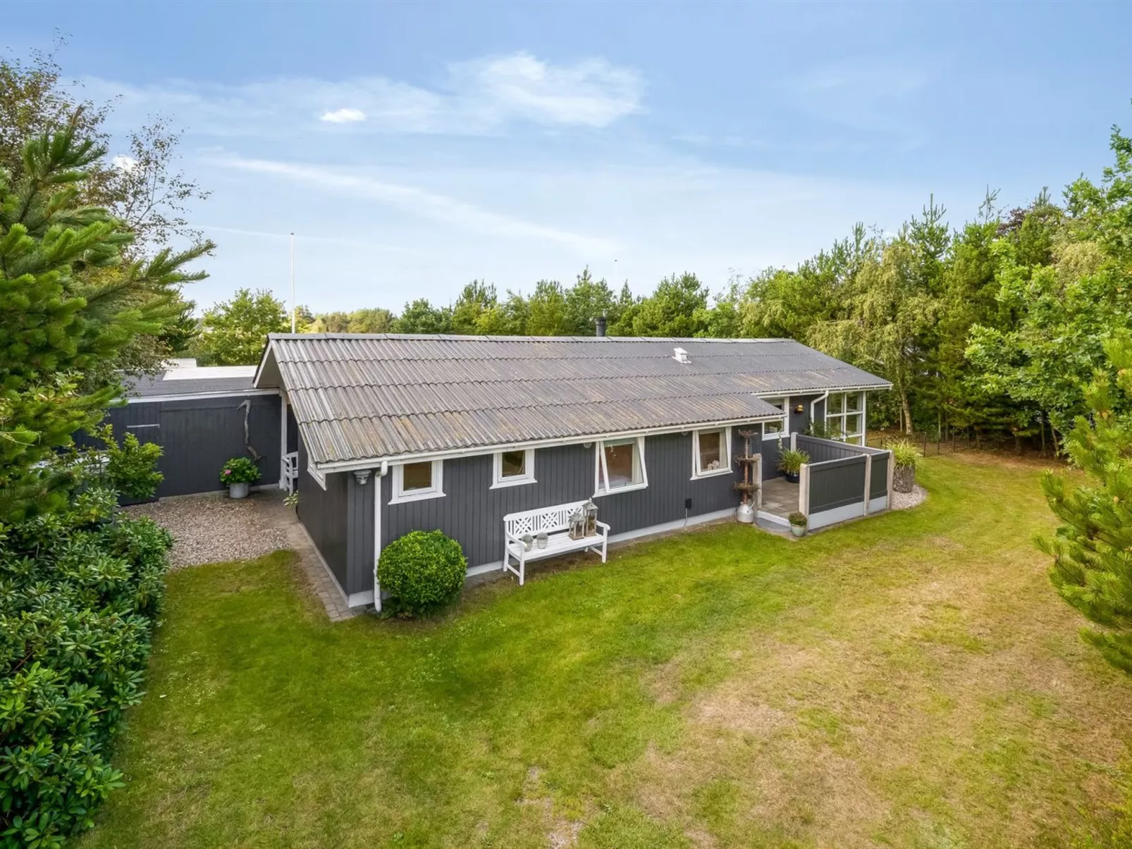 "Waghn" - 800m to the fjord-Buiten