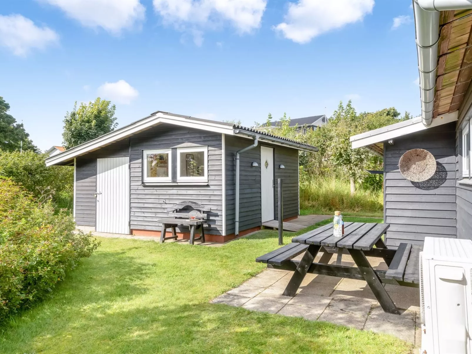 "Dimo" - 300m to the fjord-Buiten