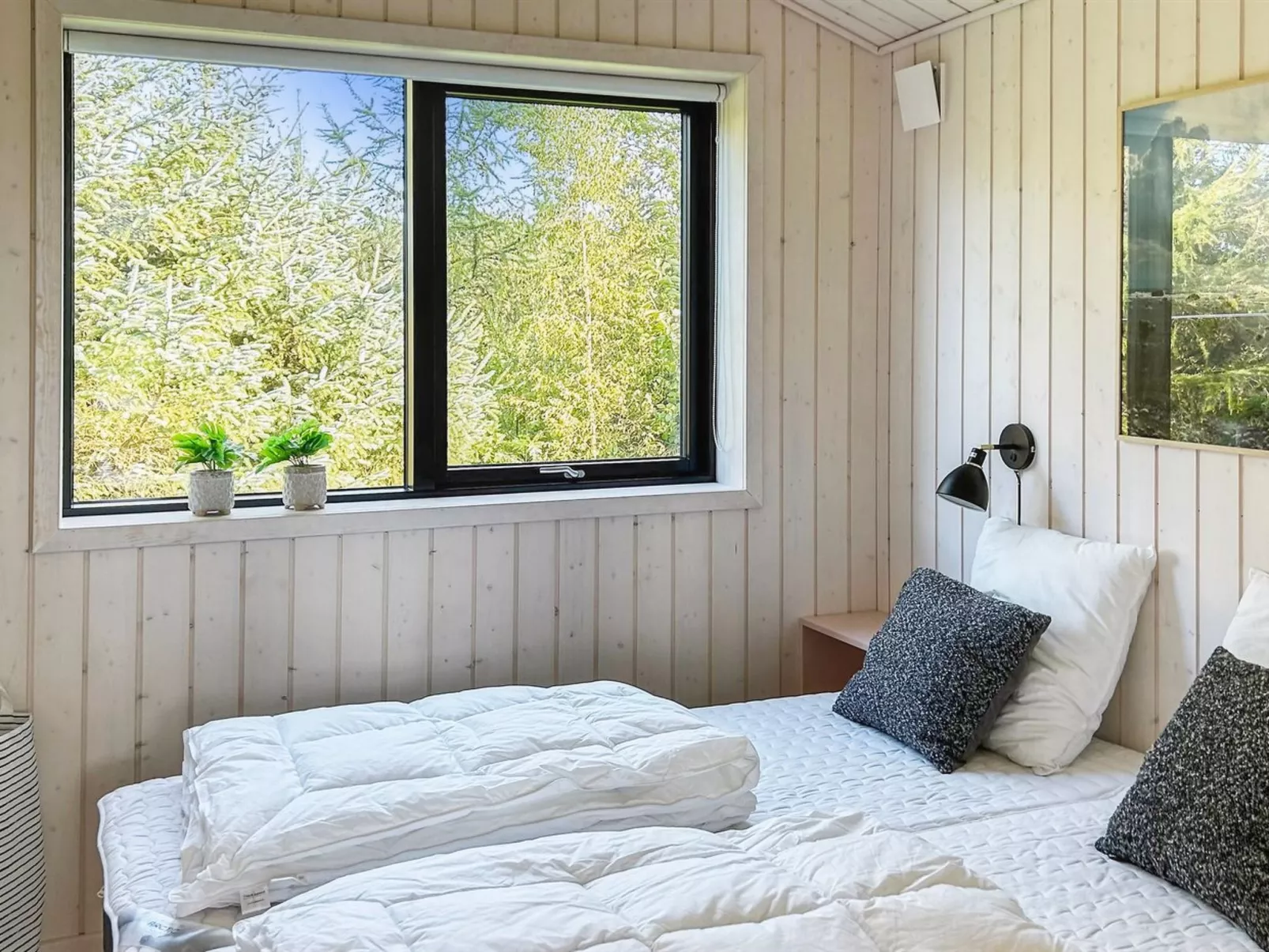 "Enisa" - 800m from the sea-Binnen