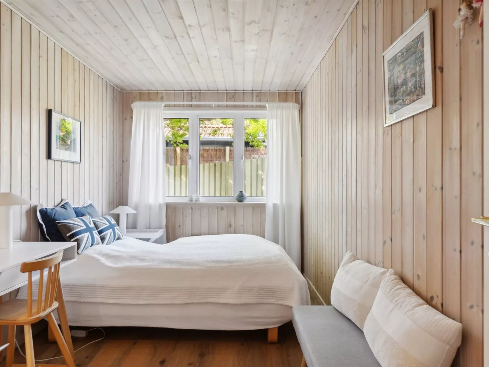 "Gjoko" - 40m from the sea-Binnen