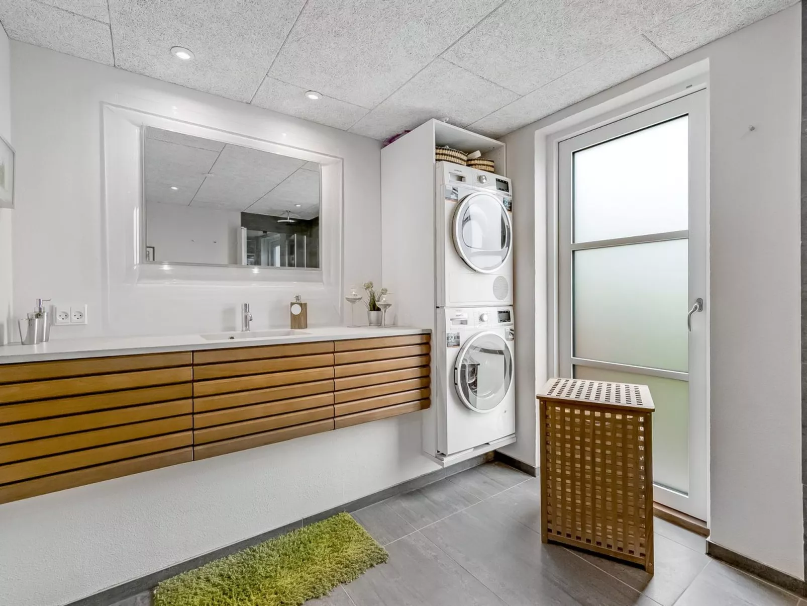 "Thorid" - 800m from the sea-Binnen