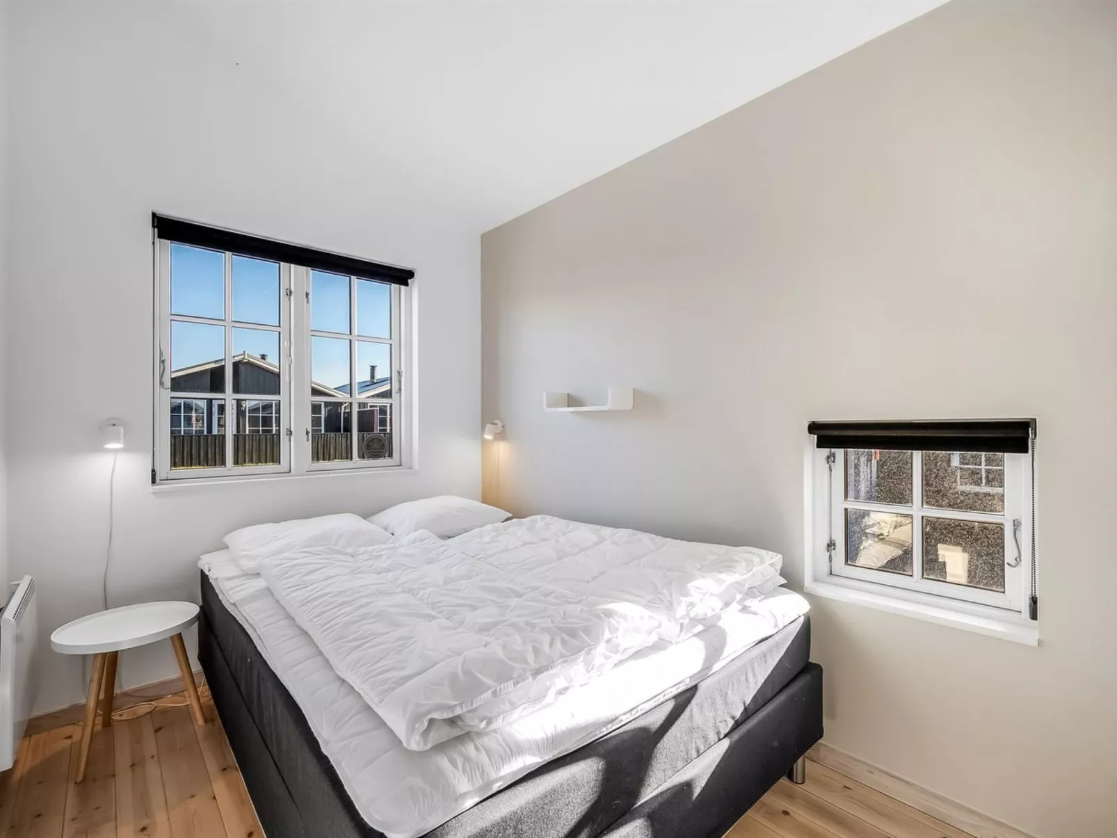 "Albertina" - 300m to the fjord-Binnen