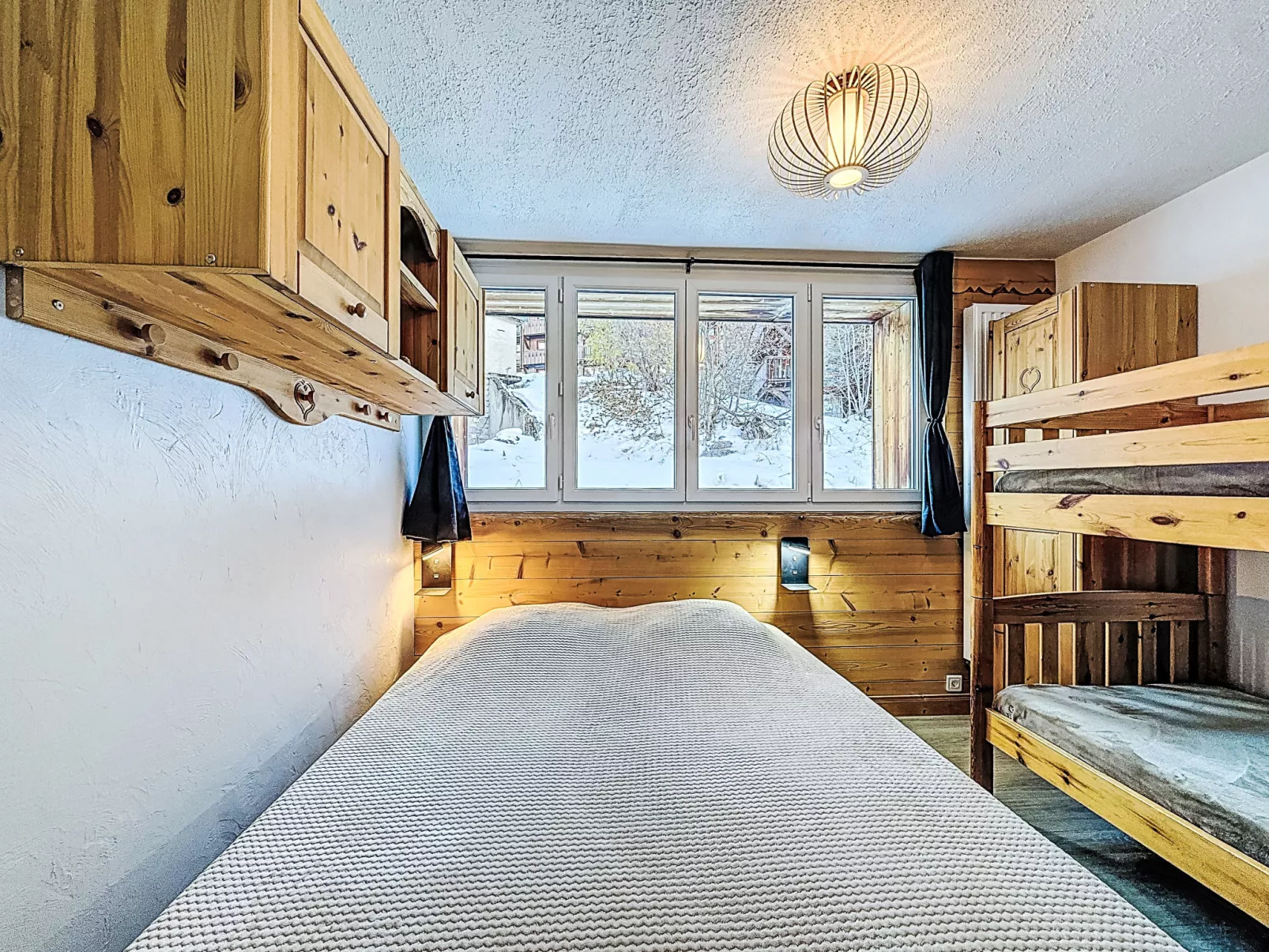 Les Grandes Balmes I et II (Le Lac)-Binnen