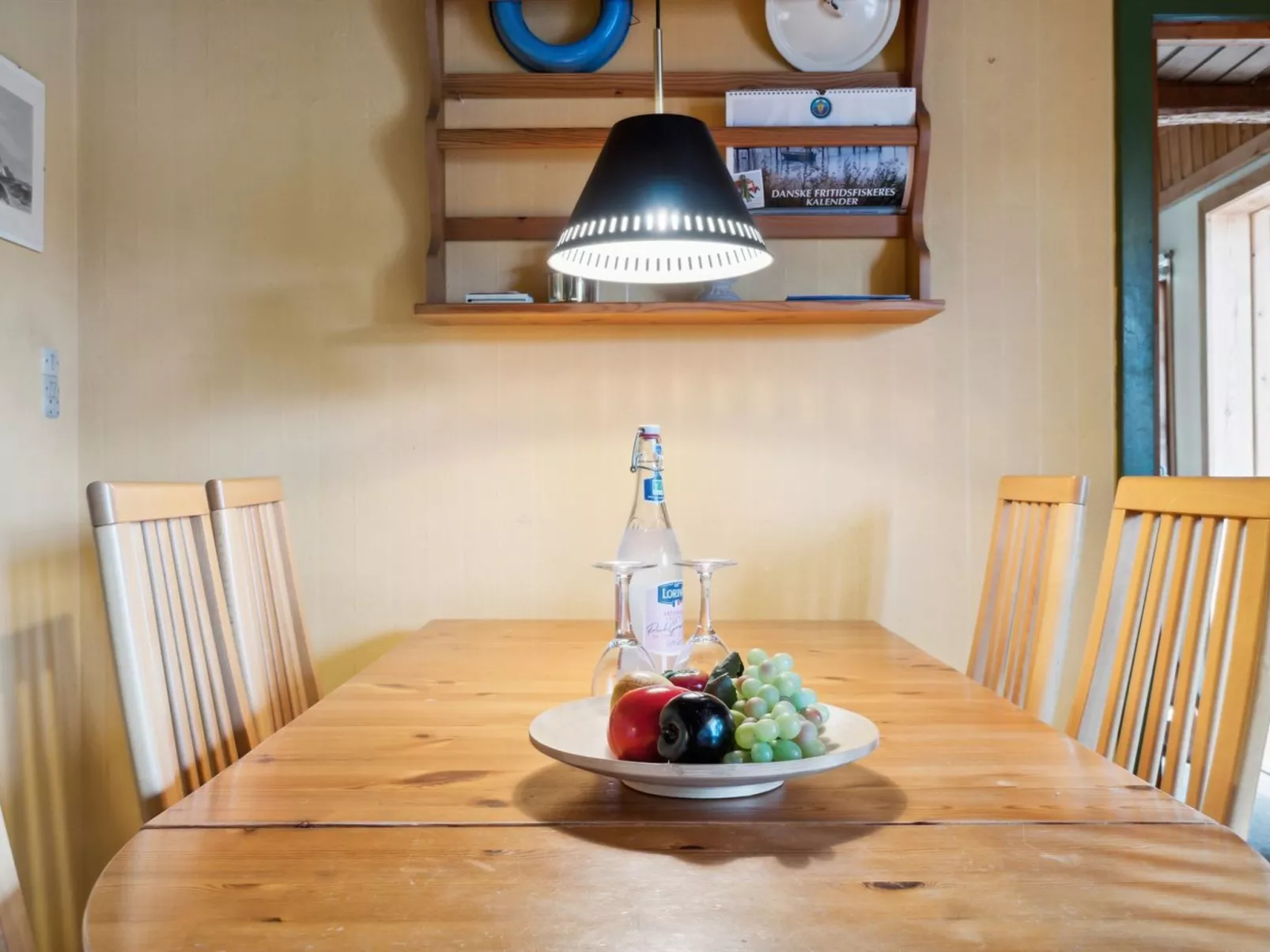 "Helmer" - 3km from the sea-Binnen