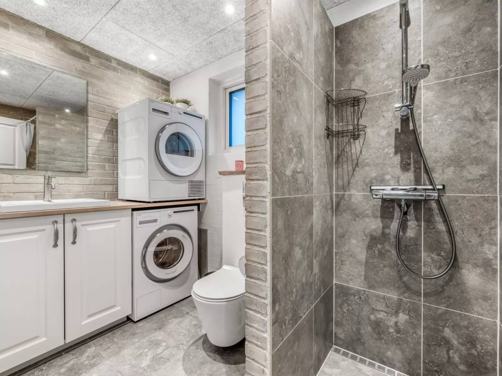 "Elisabetha" - 100m from the sea-Binnen